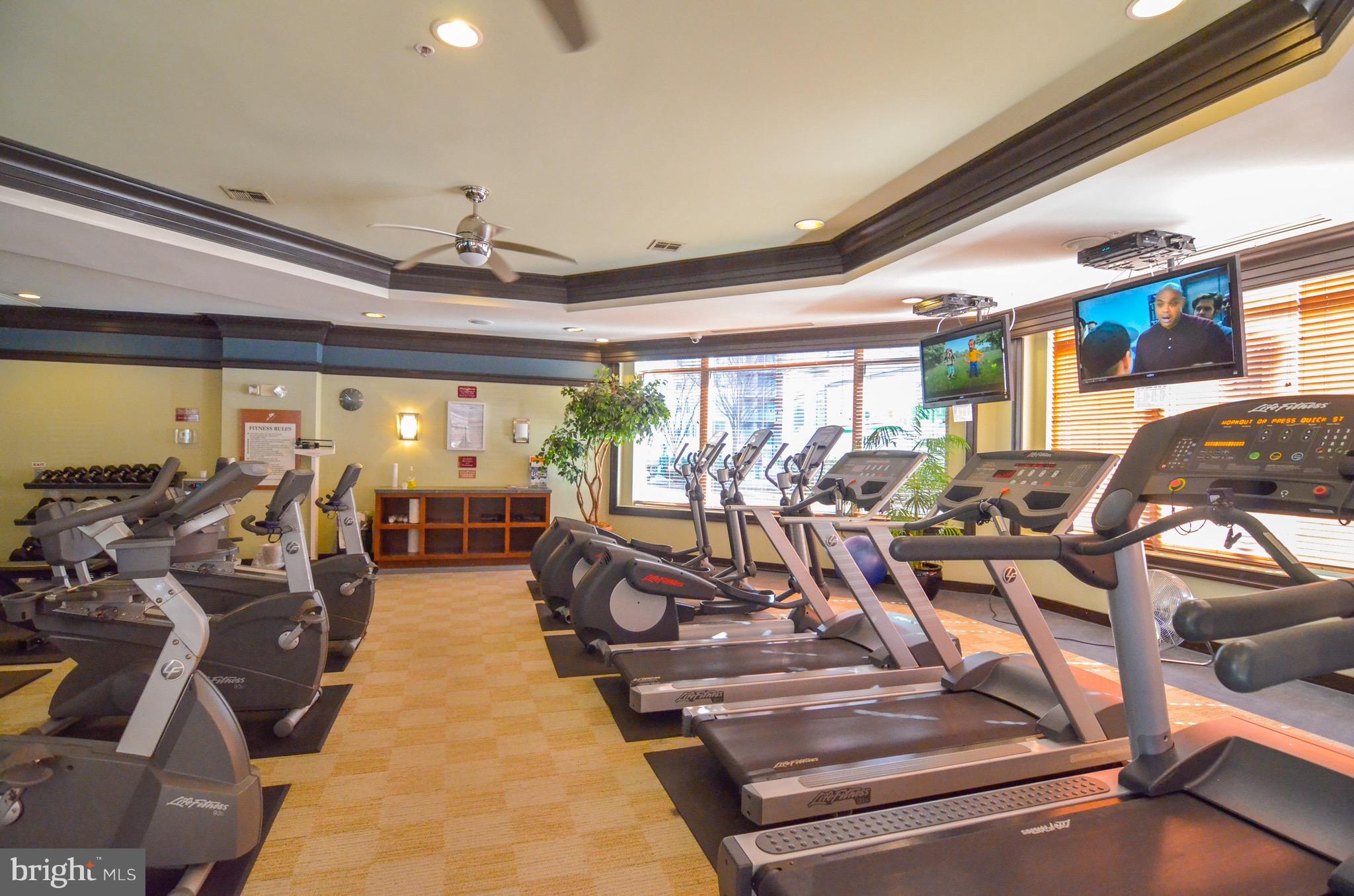 SAVOY AT RESTON TOWN CENTER - Residential Lease