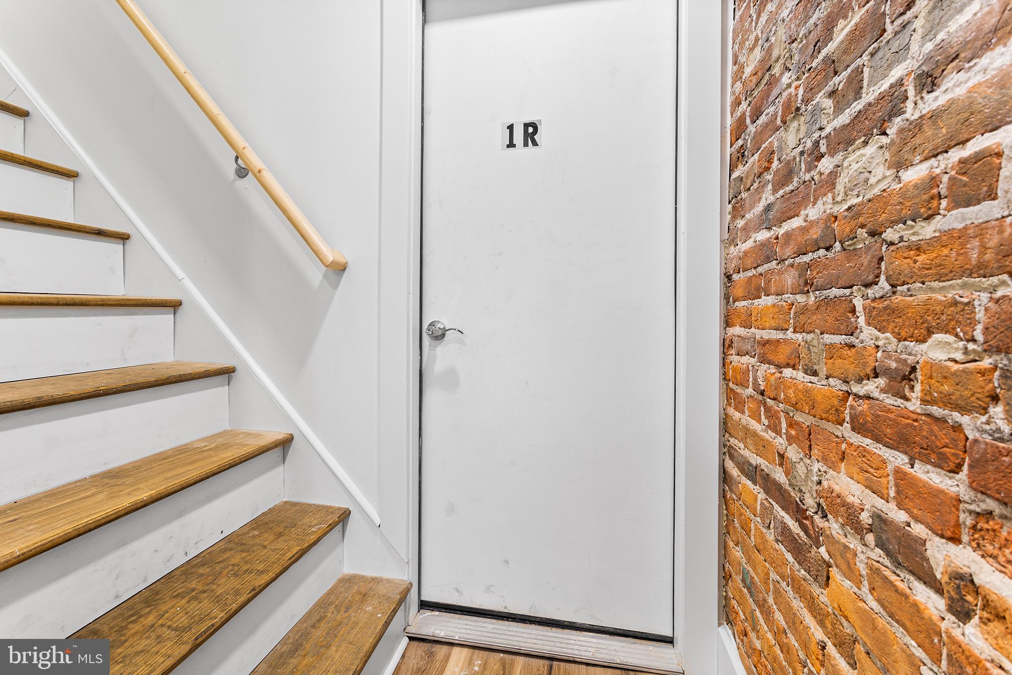 1224 CHANCELLOR STREET 00 1R