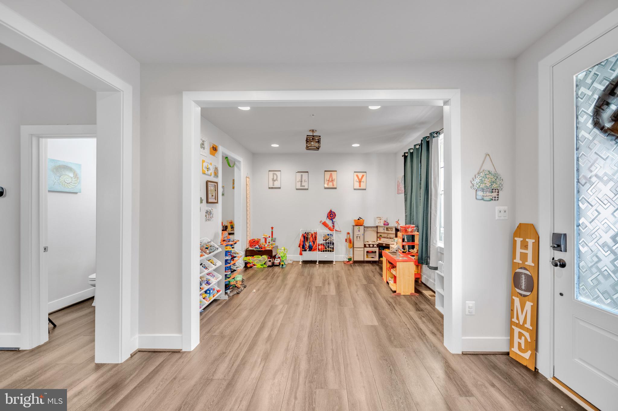 CLARKSBURG - Residential