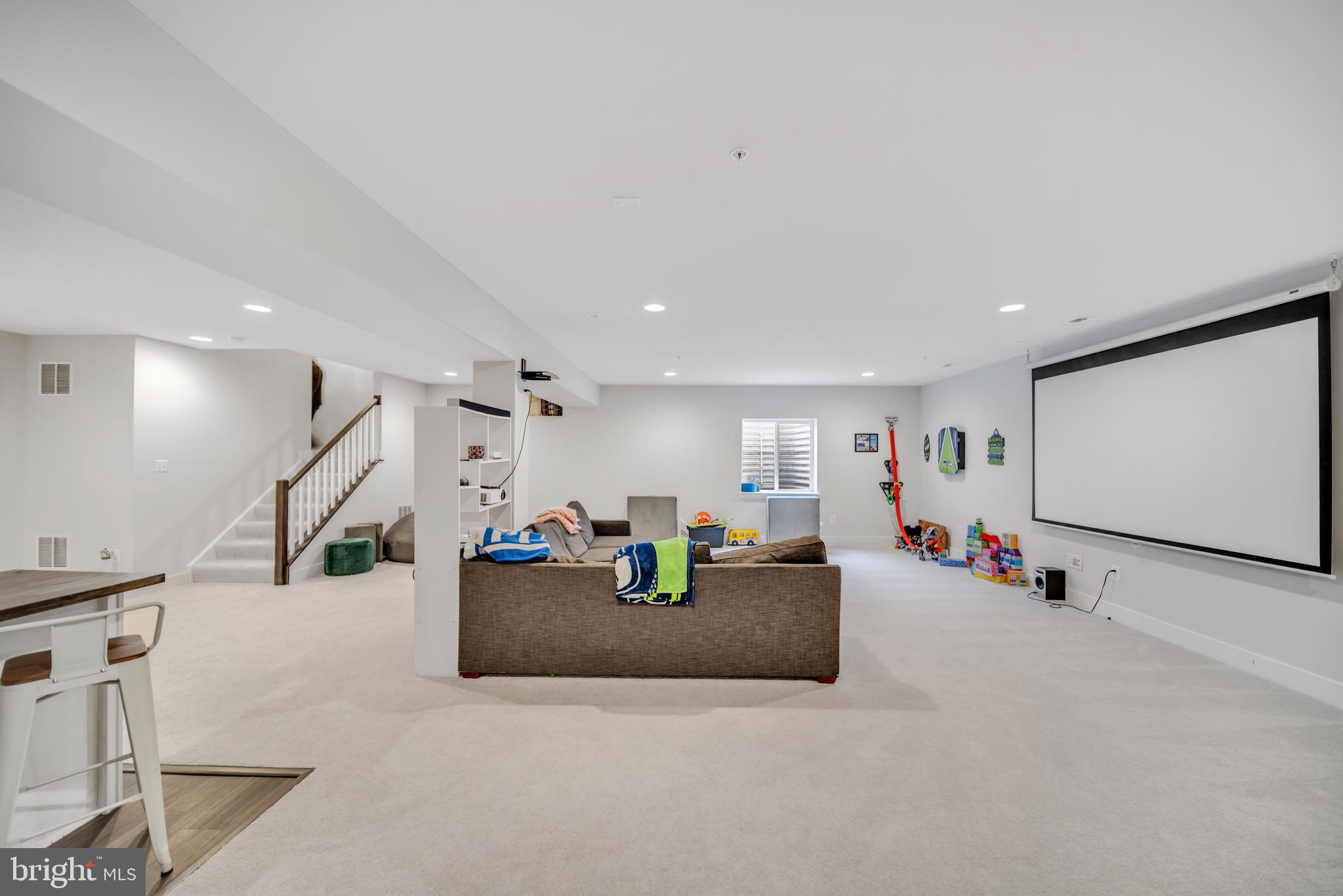 CLARKSBURG - Residential