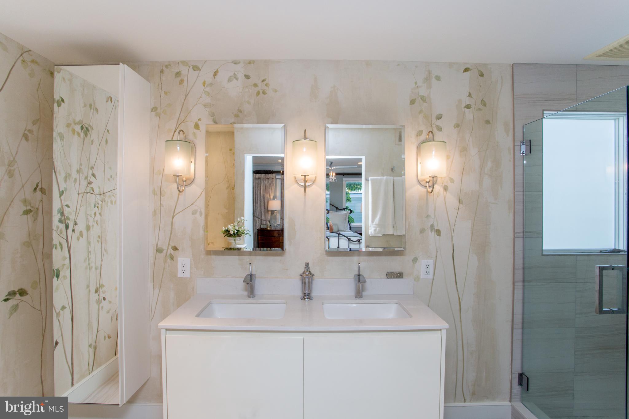 BARNES COURT CONDO - Residential