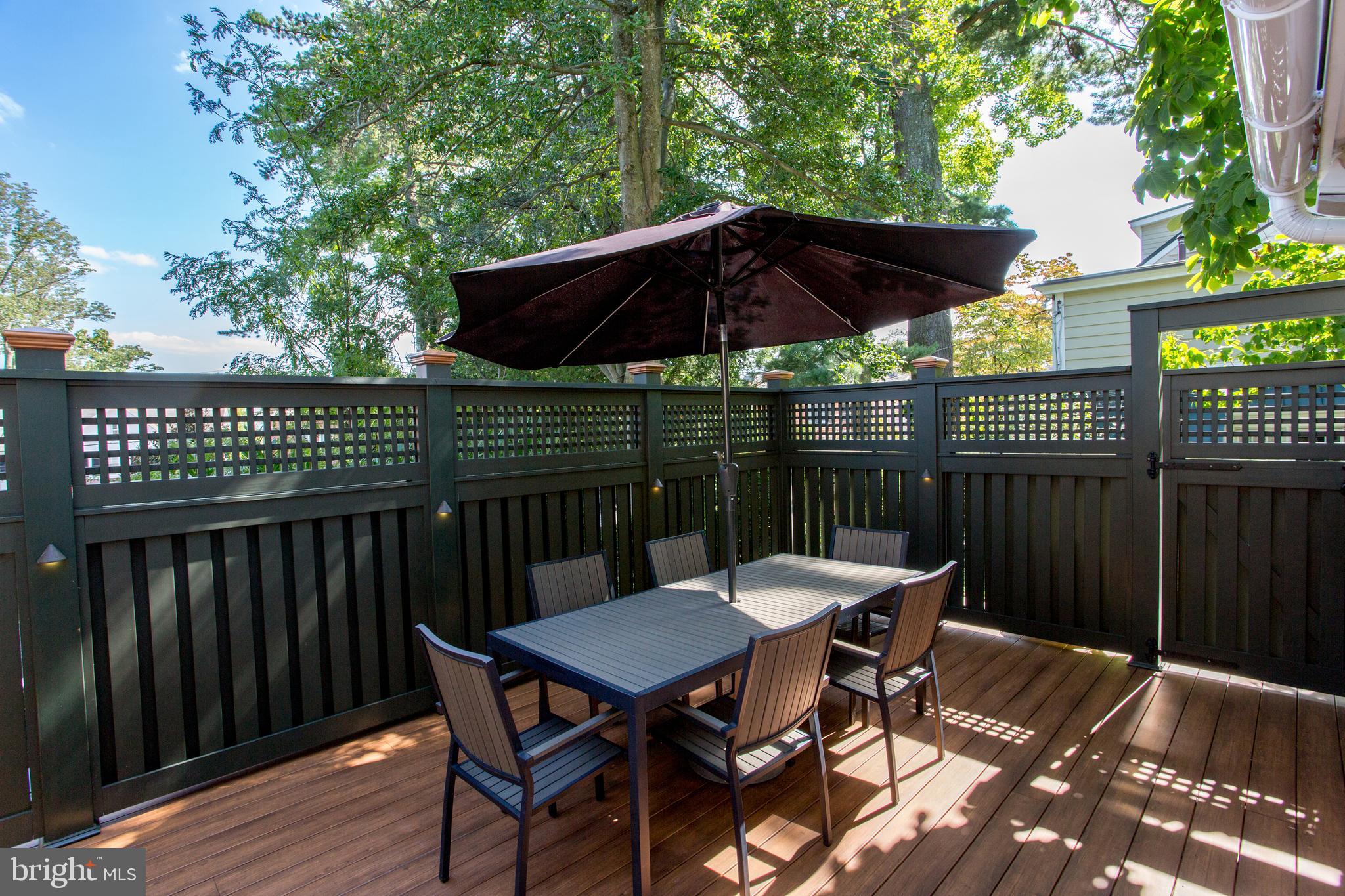 BARNES COURT CONDO - Residential