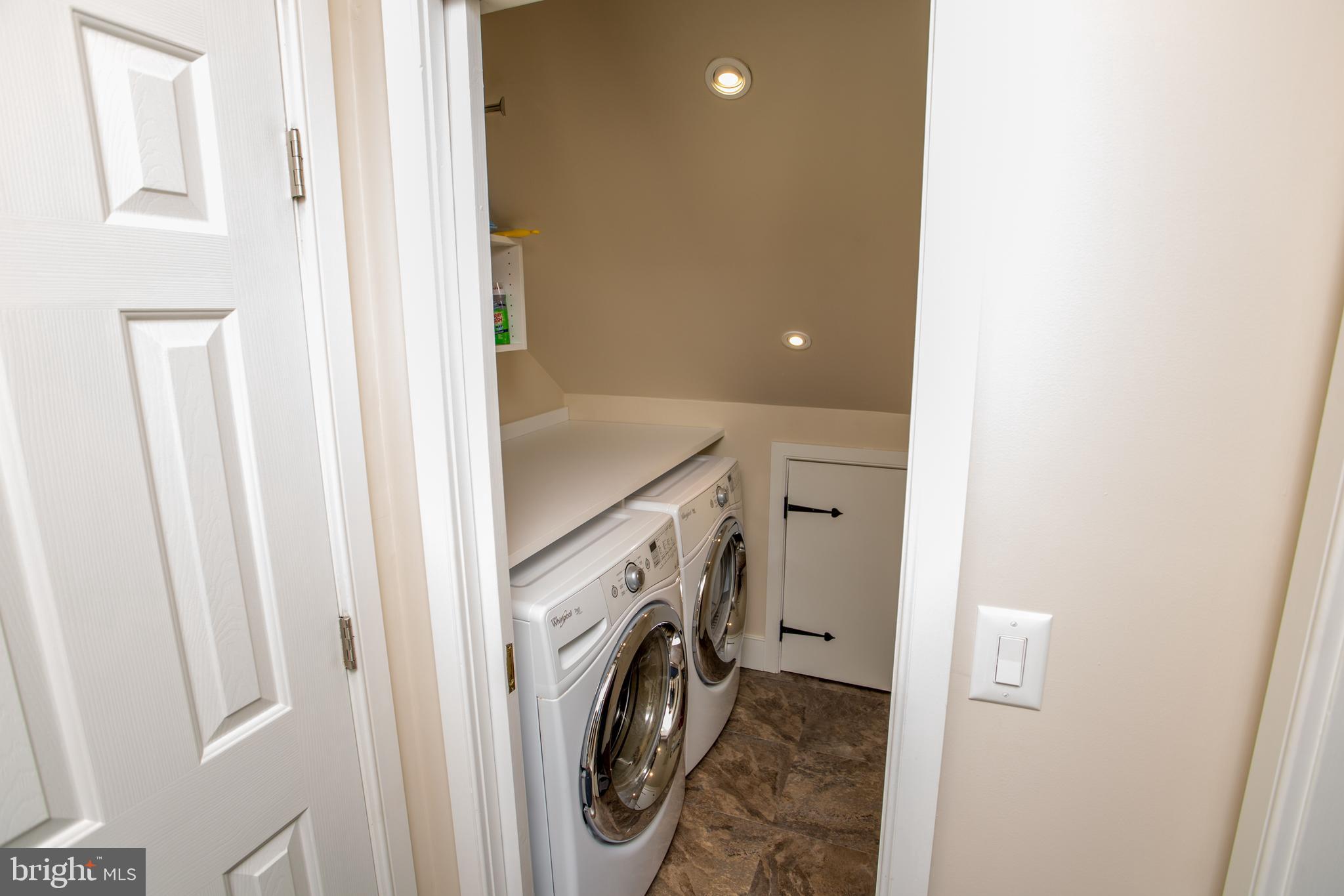 BARNES COURT CONDO - Residential