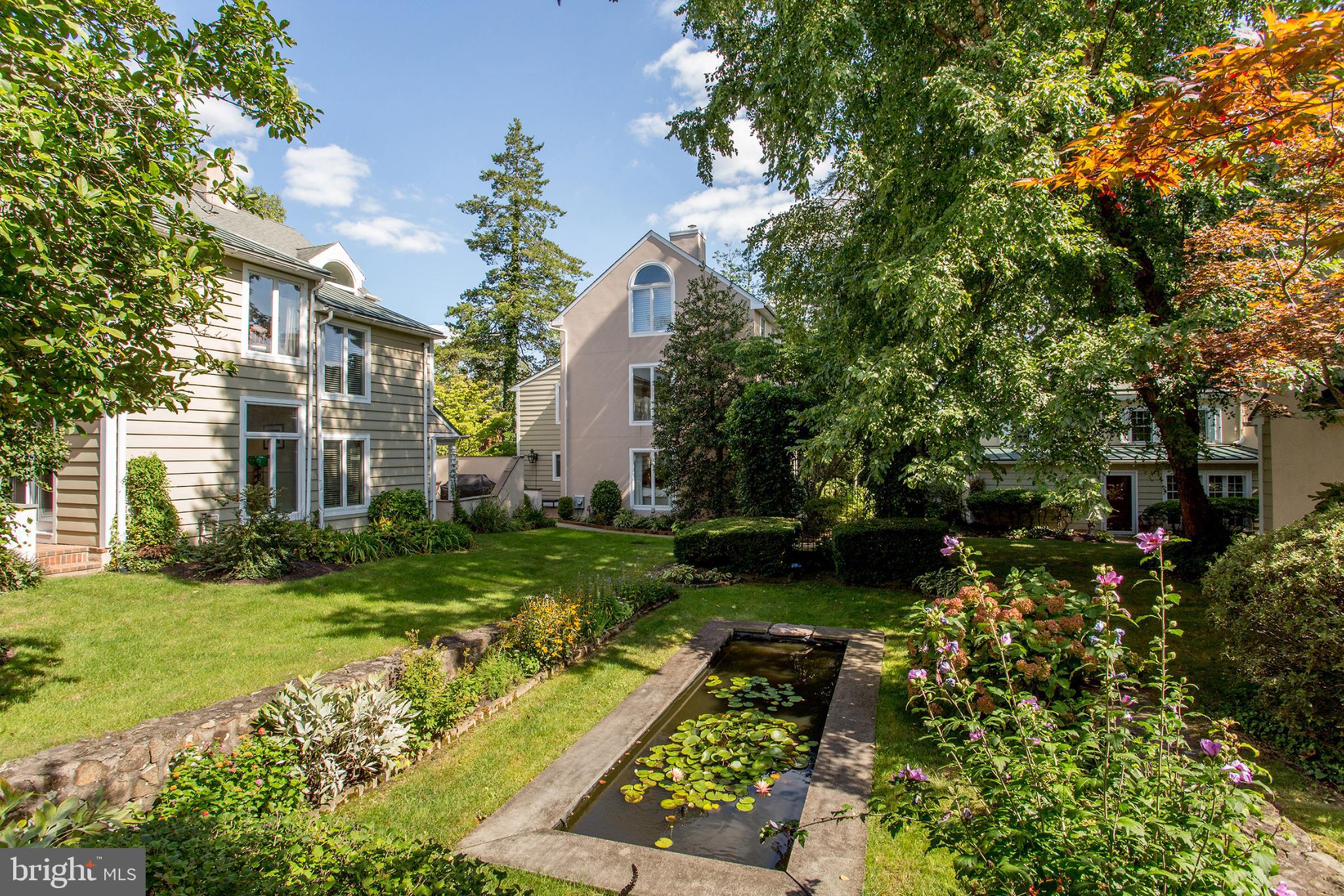 BARNES COURT CONDO - Residential