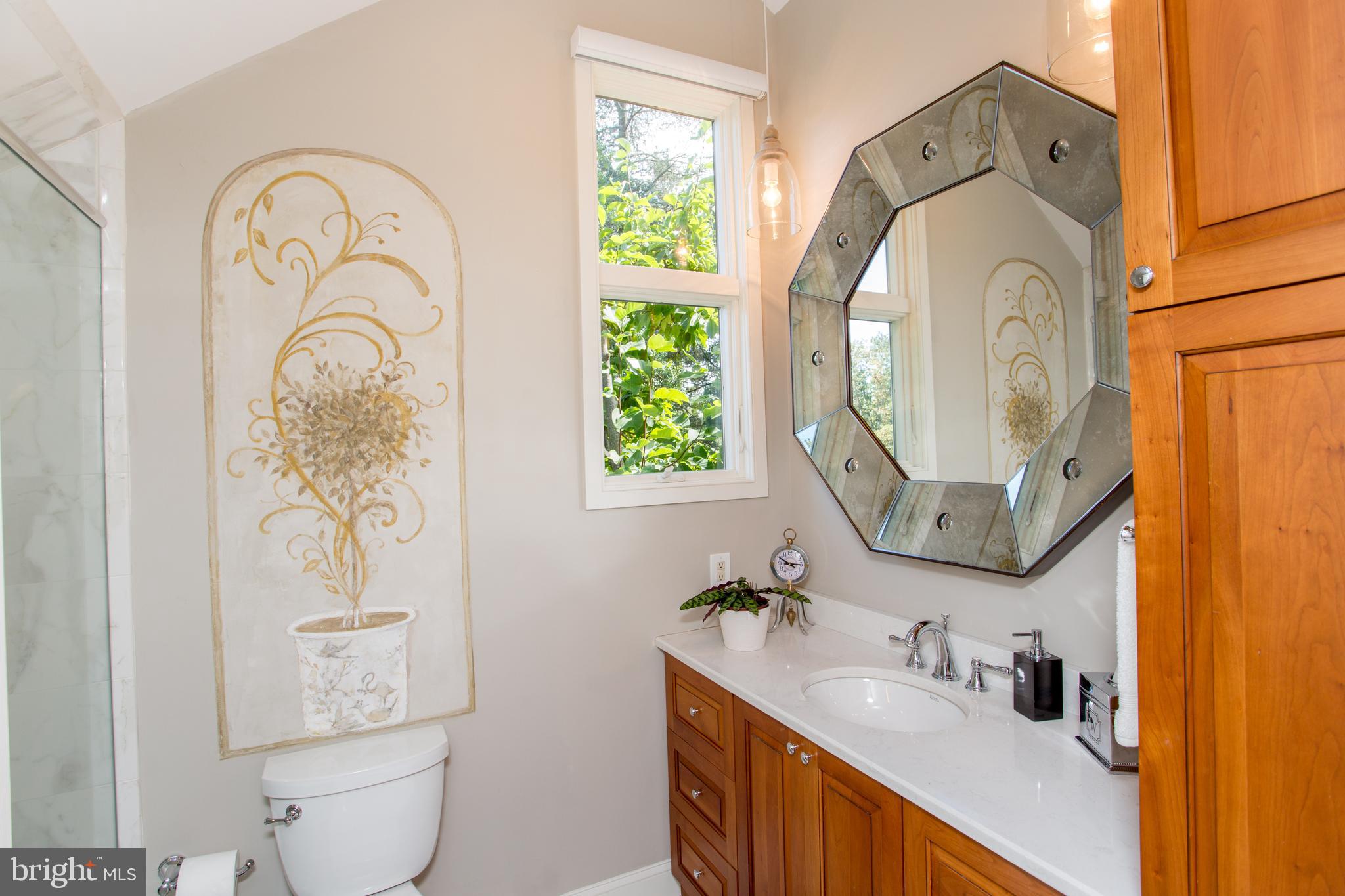 BARNES COURT CONDO - Residential