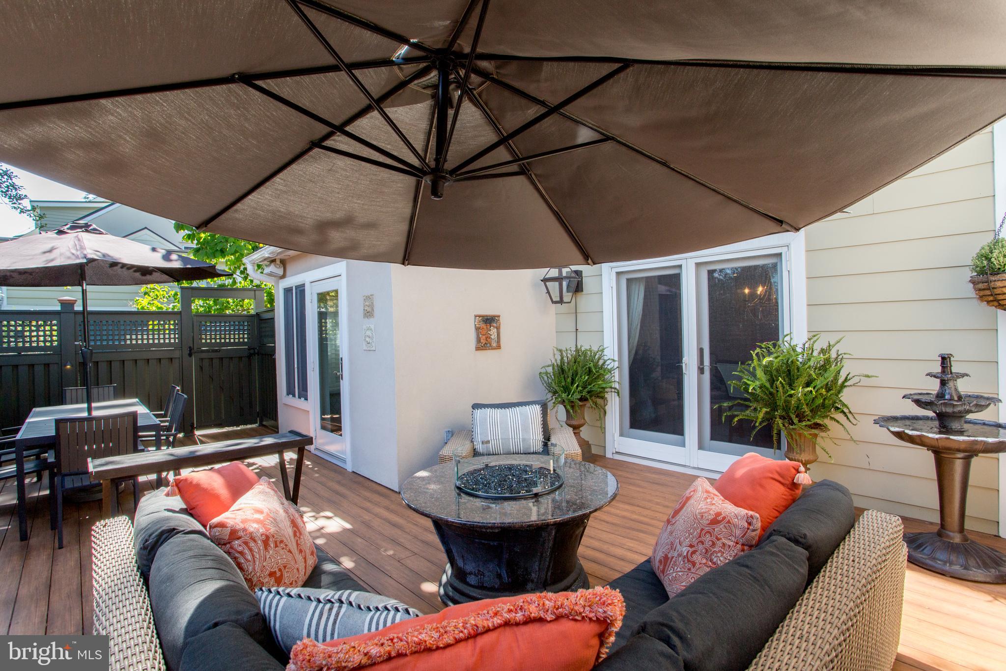 BARNES COURT CONDO - Residential