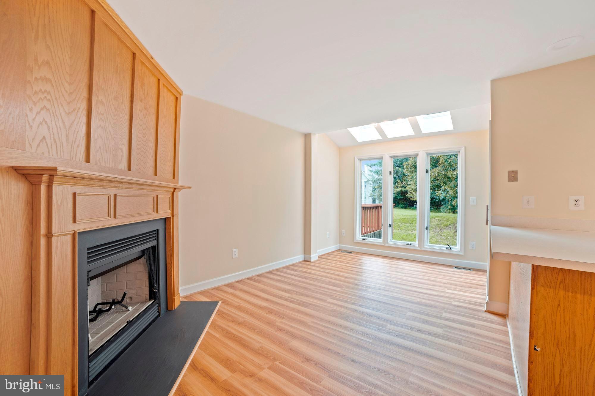 KINGSTOWNE - Residential Lease