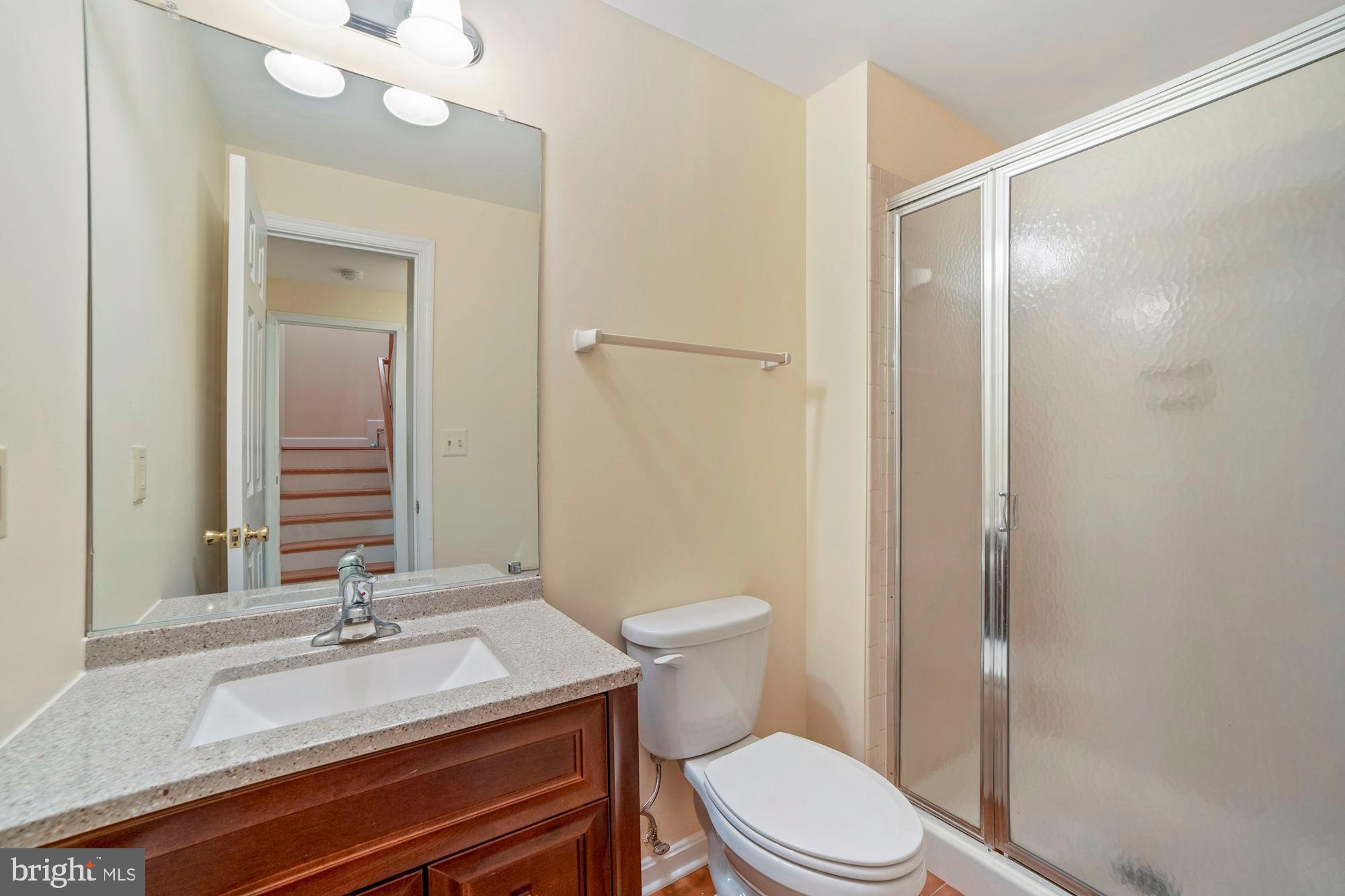 KINGSTOWNE - Residential Lease