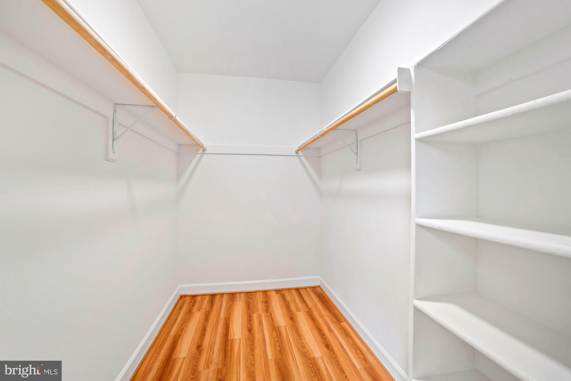 KINGSTOWNE - Residential Lease