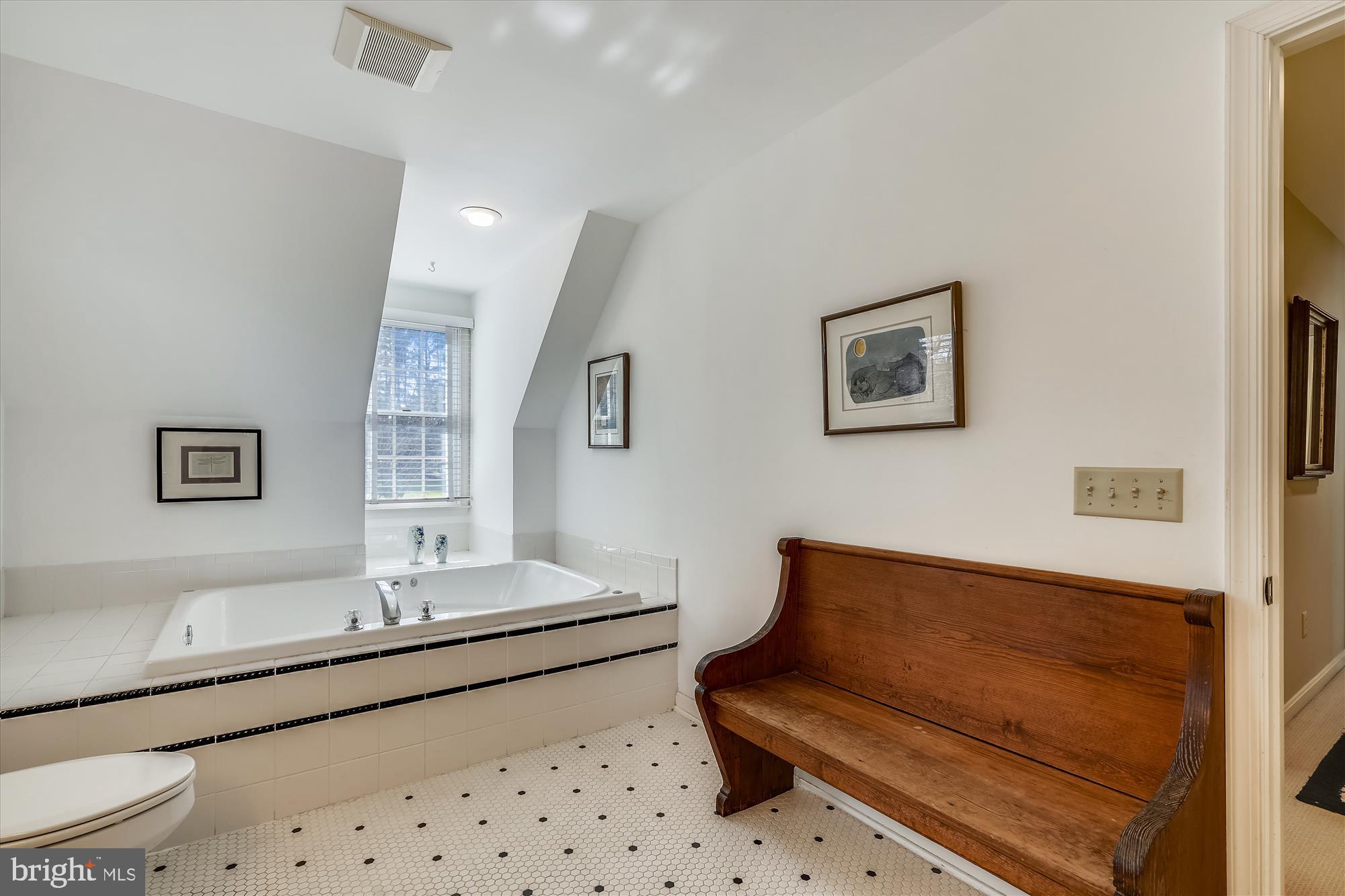 CENTREVILLE - Residential