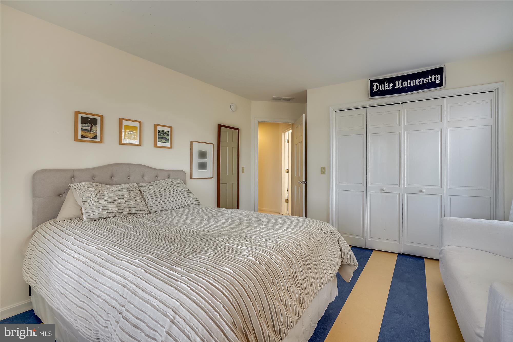 CENTREVILLE - Residential