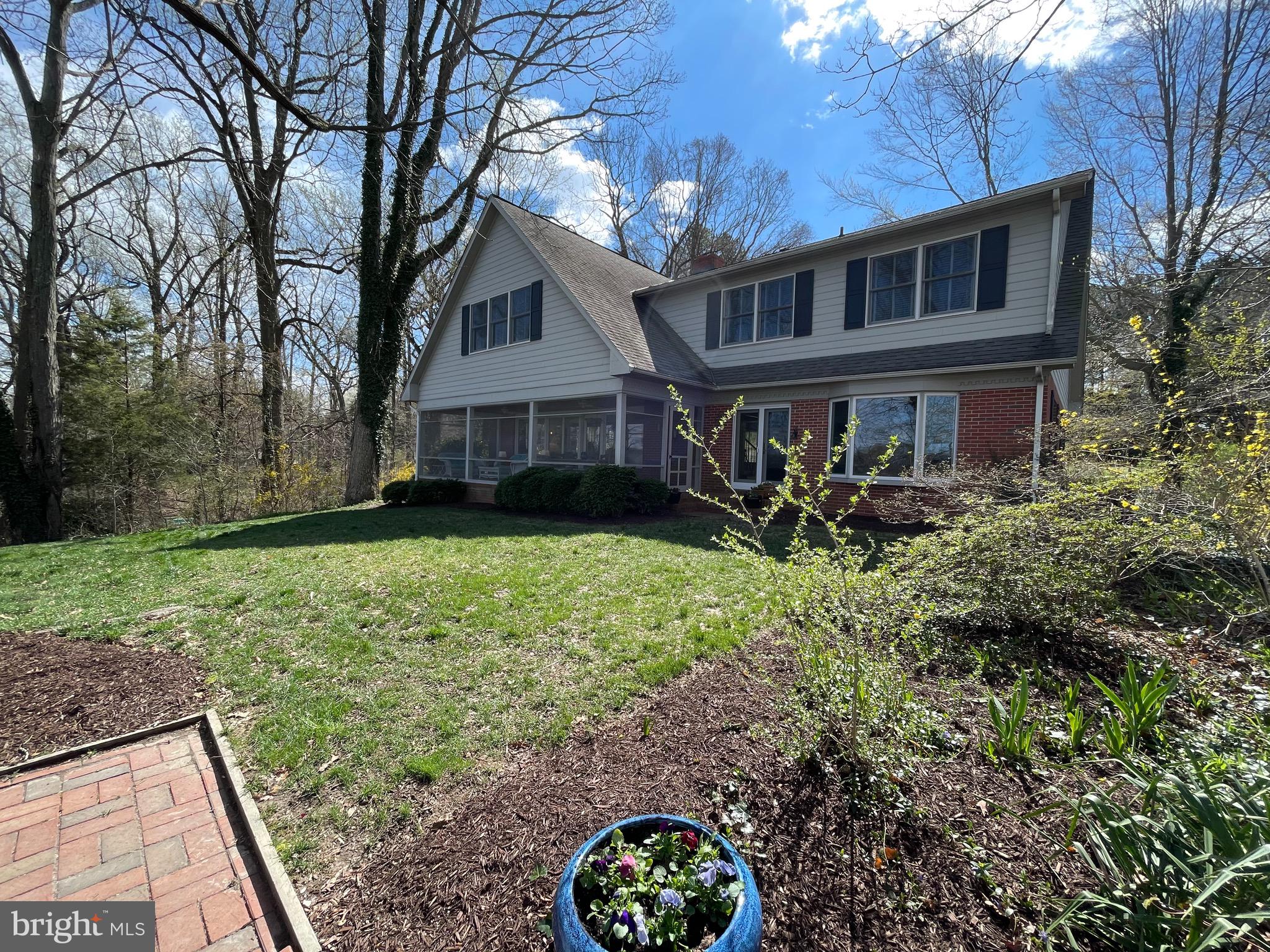 CENTREVILLE - Residential