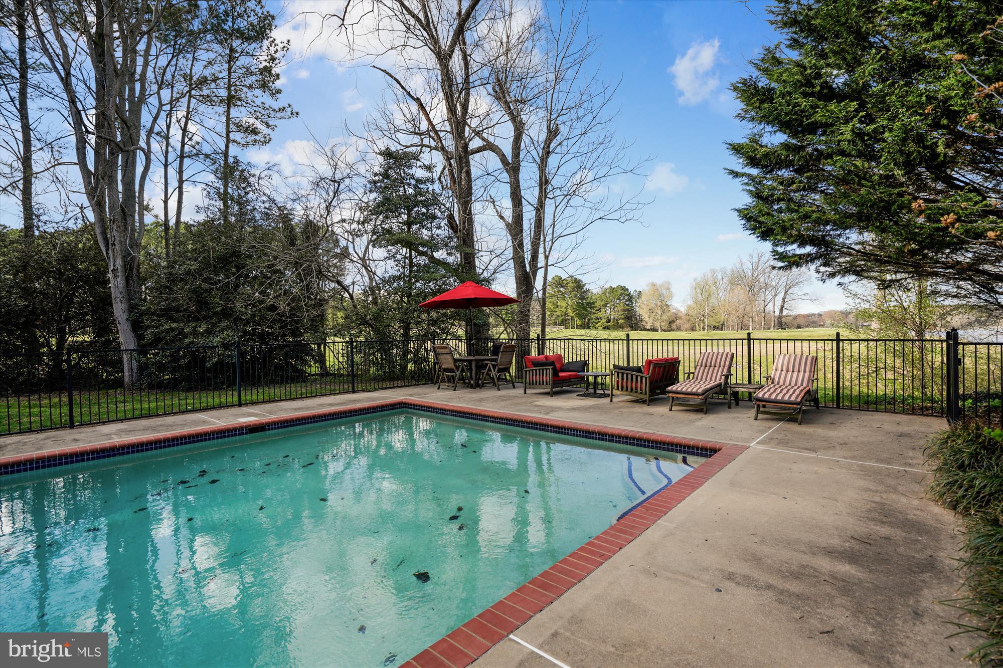 CENTREVILLE - Residential