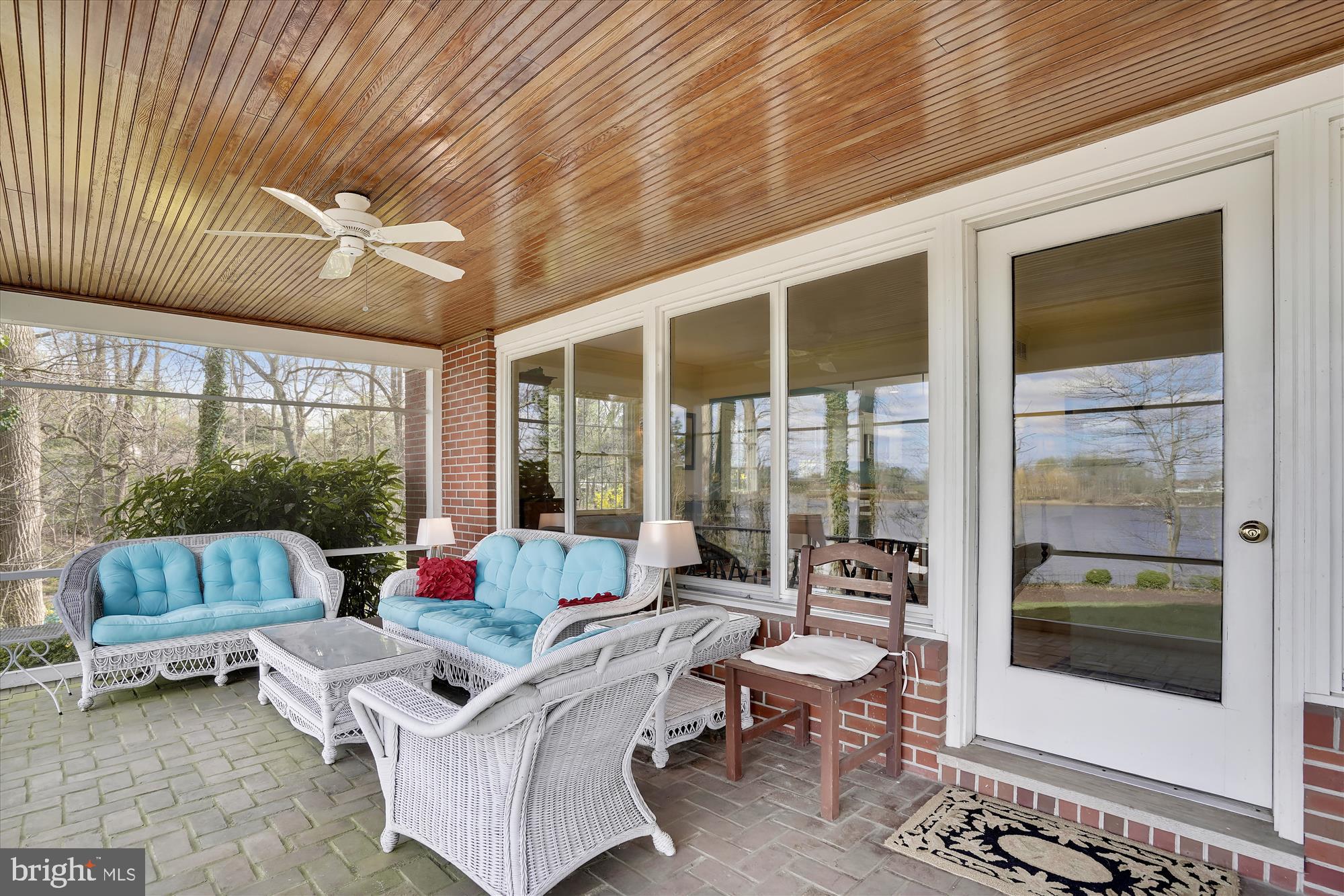 CENTREVILLE - Residential