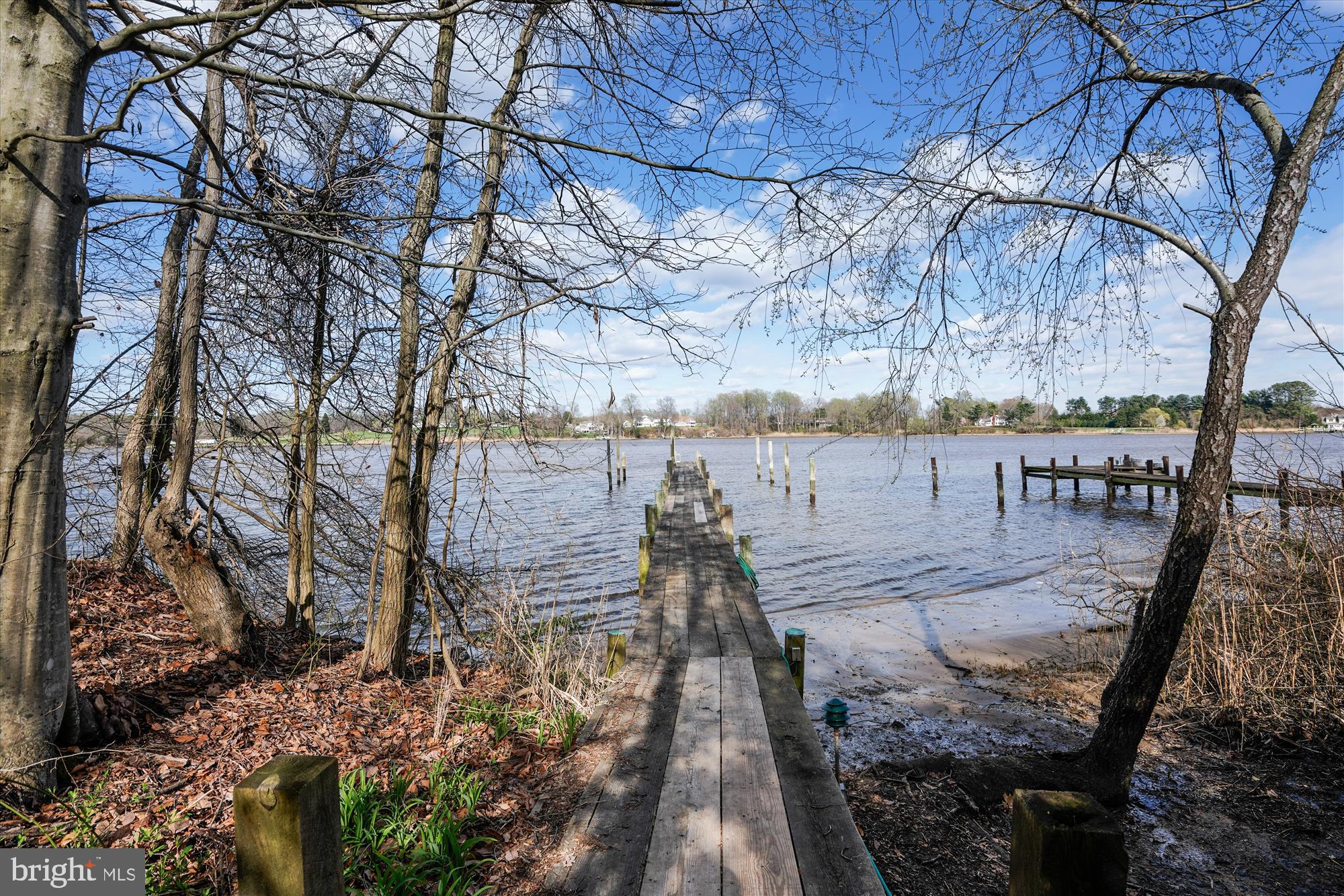 CENTREVILLE - Residential