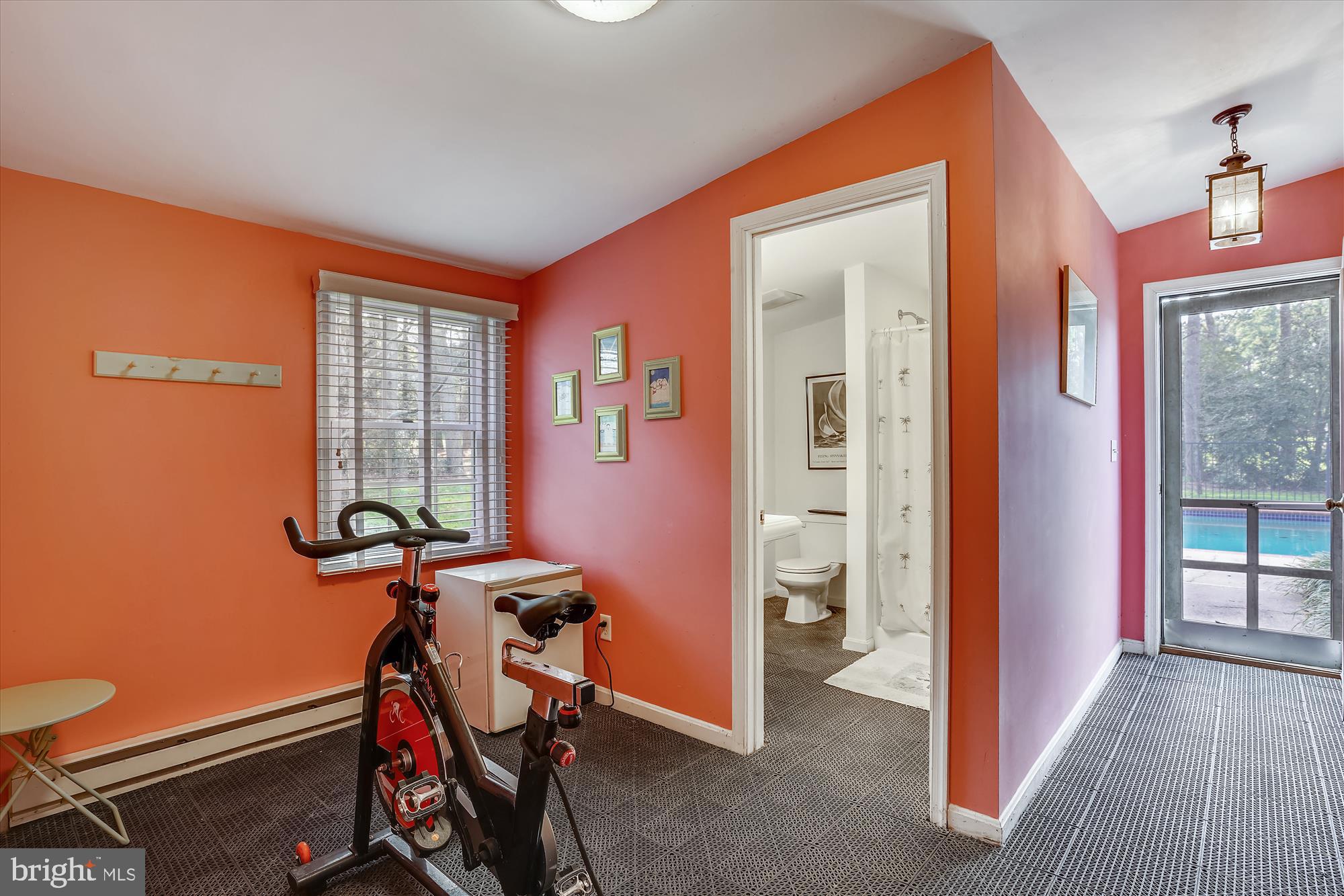 CENTREVILLE - Residential