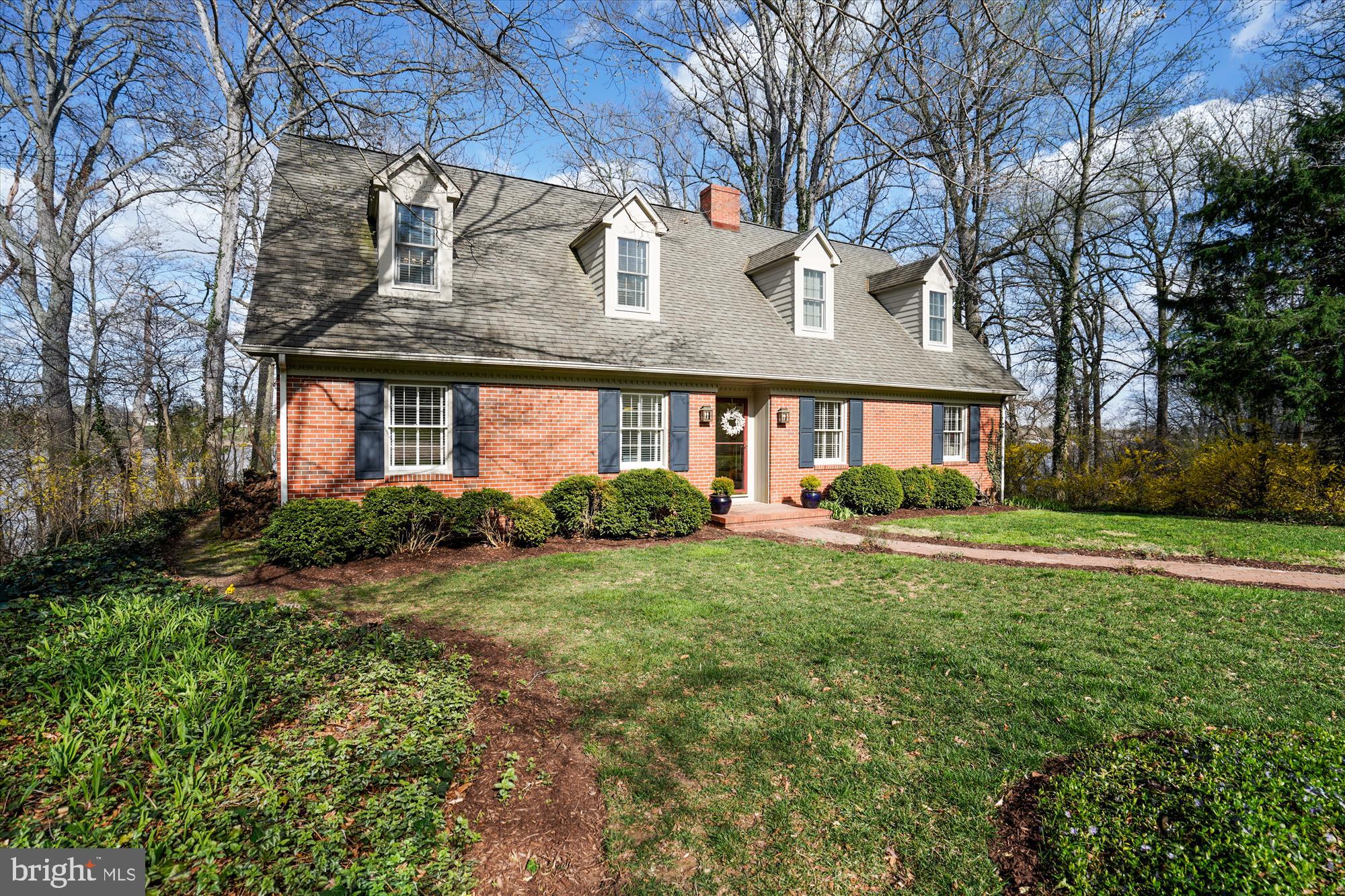 CENTREVILLE - Residential