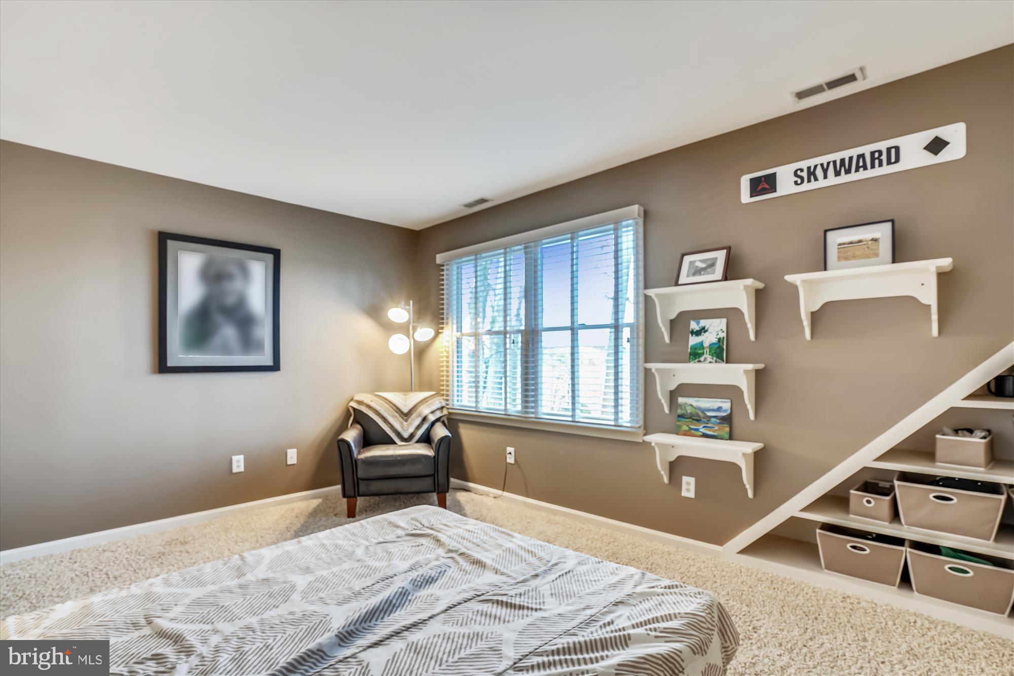 CENTREVILLE - Residential