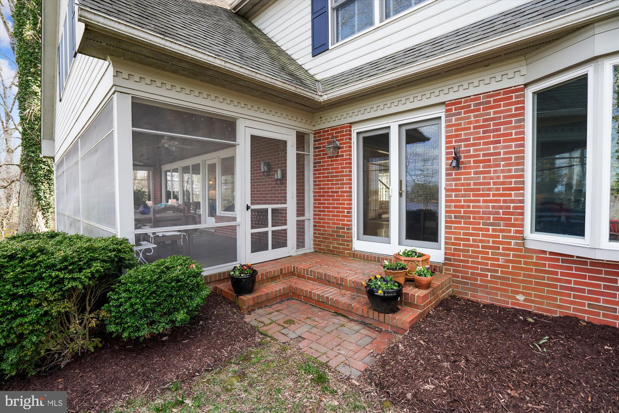 CENTREVILLE - Residential