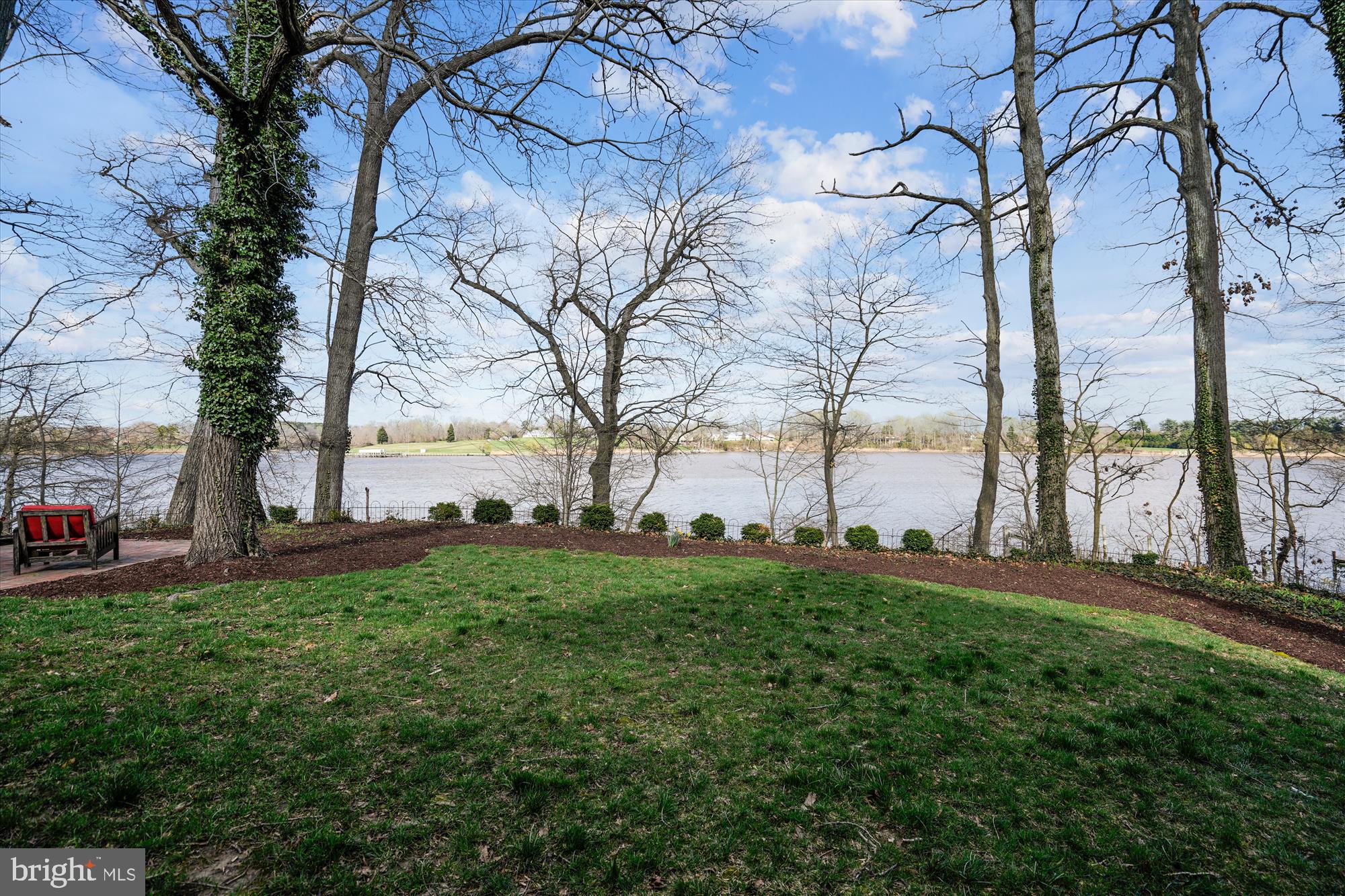 CENTREVILLE - Residential