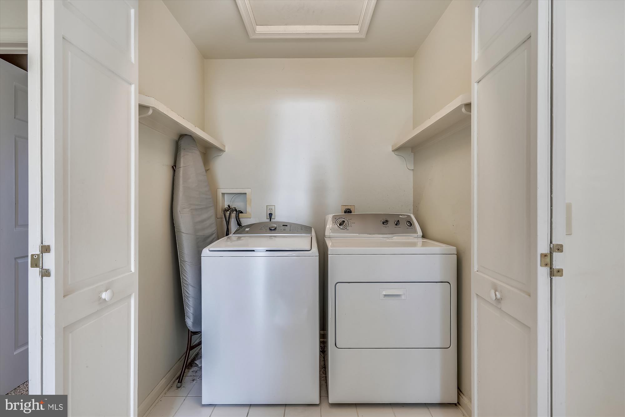 CENTREVILLE - Residential