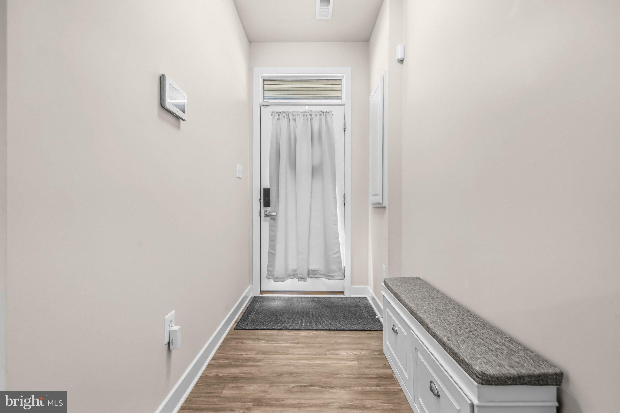 555 LEVANNA LANE