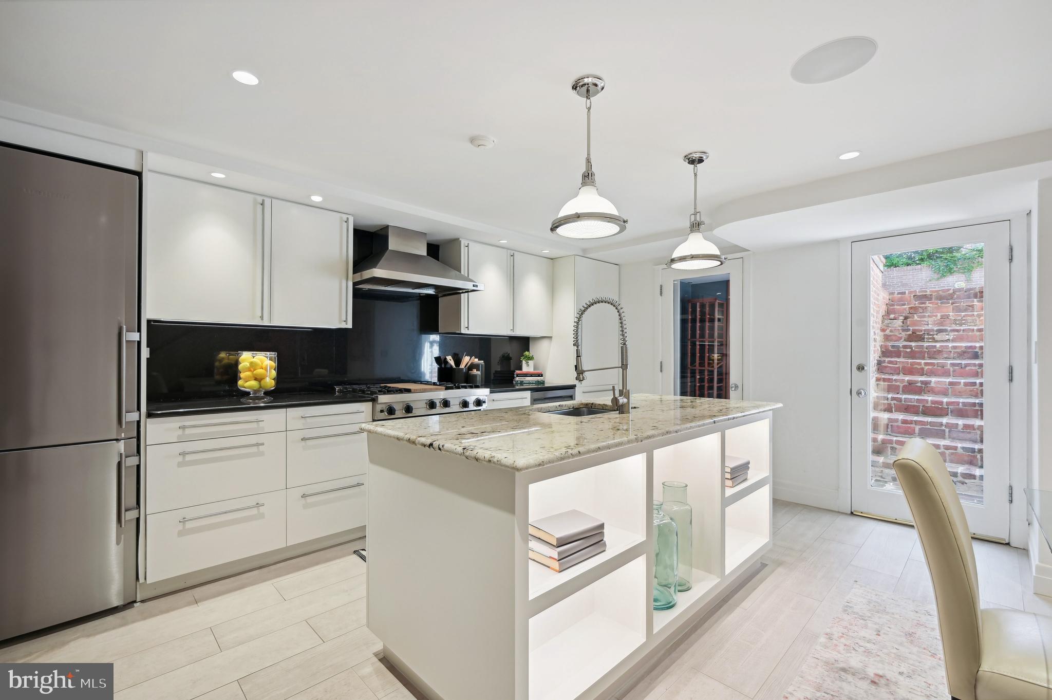 GEORGETOWN - Residential