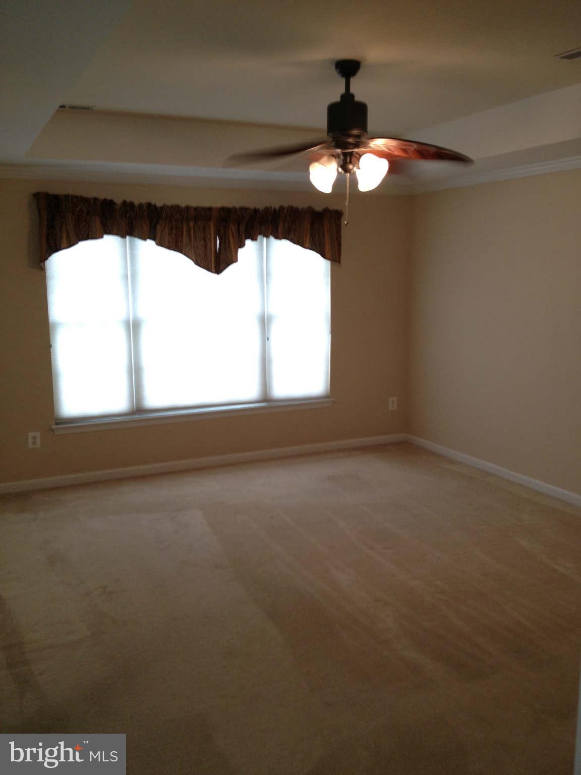 SOUTH RIDING - Residential