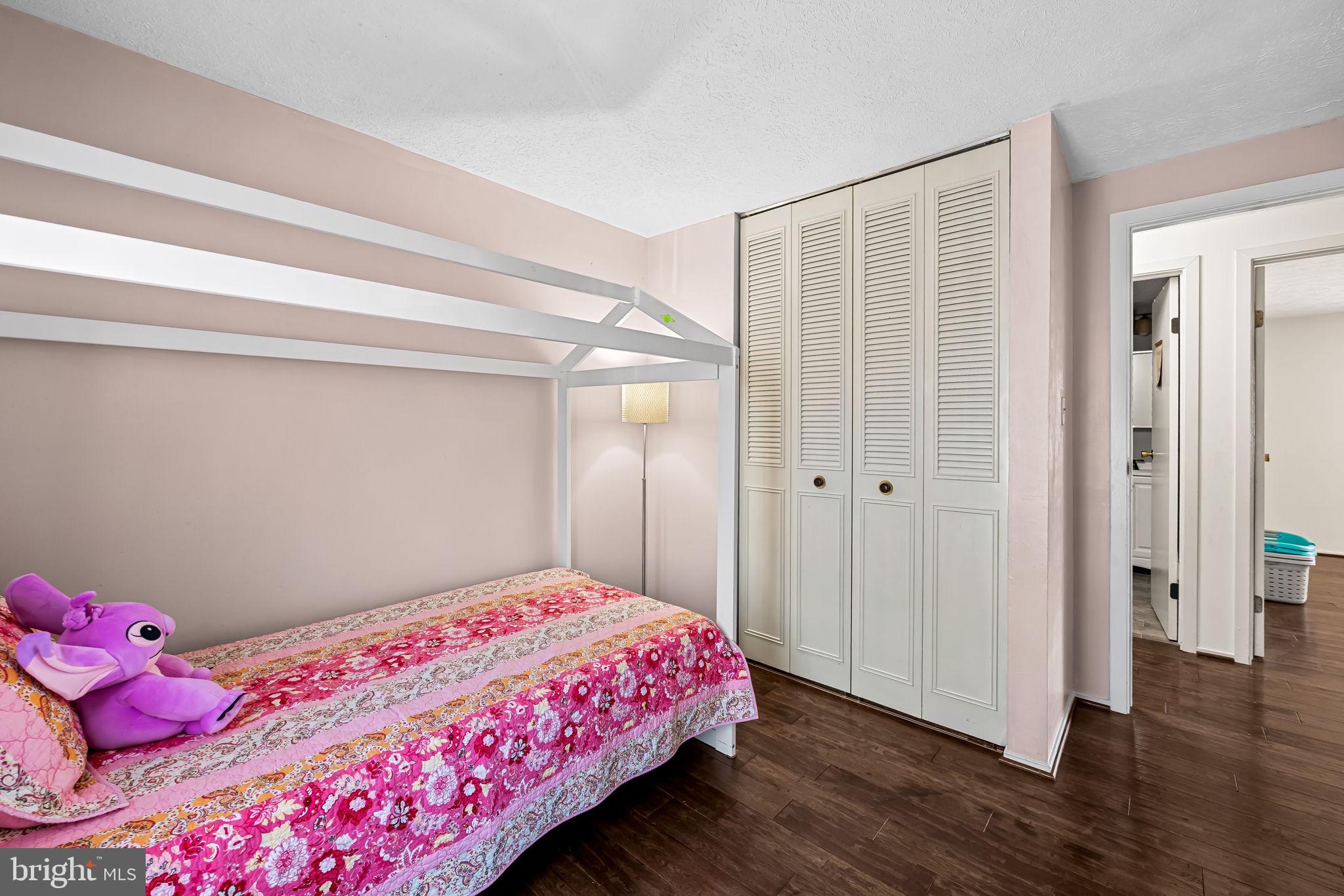 NOTTINGHAM WOODS - Residential