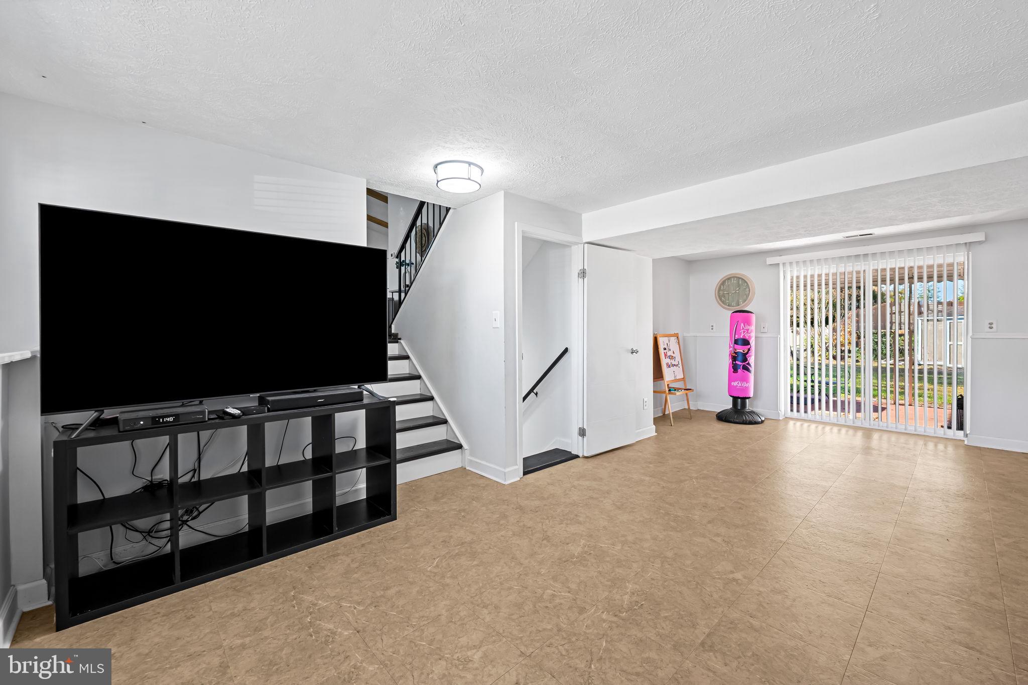 NOTTINGHAM WOODS - Residential