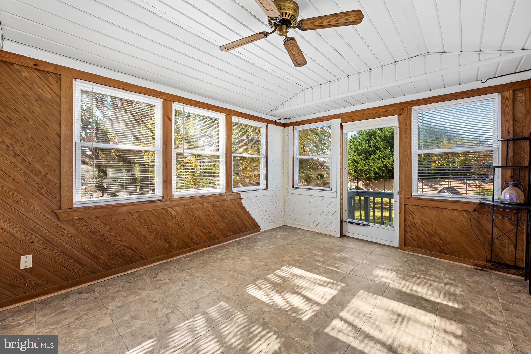 NOTTINGHAM WOODS - Residential