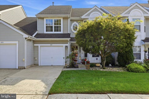 Townhouse For Sale - 801 Evergreen Court<br/> NORTH WALES, PA 19454