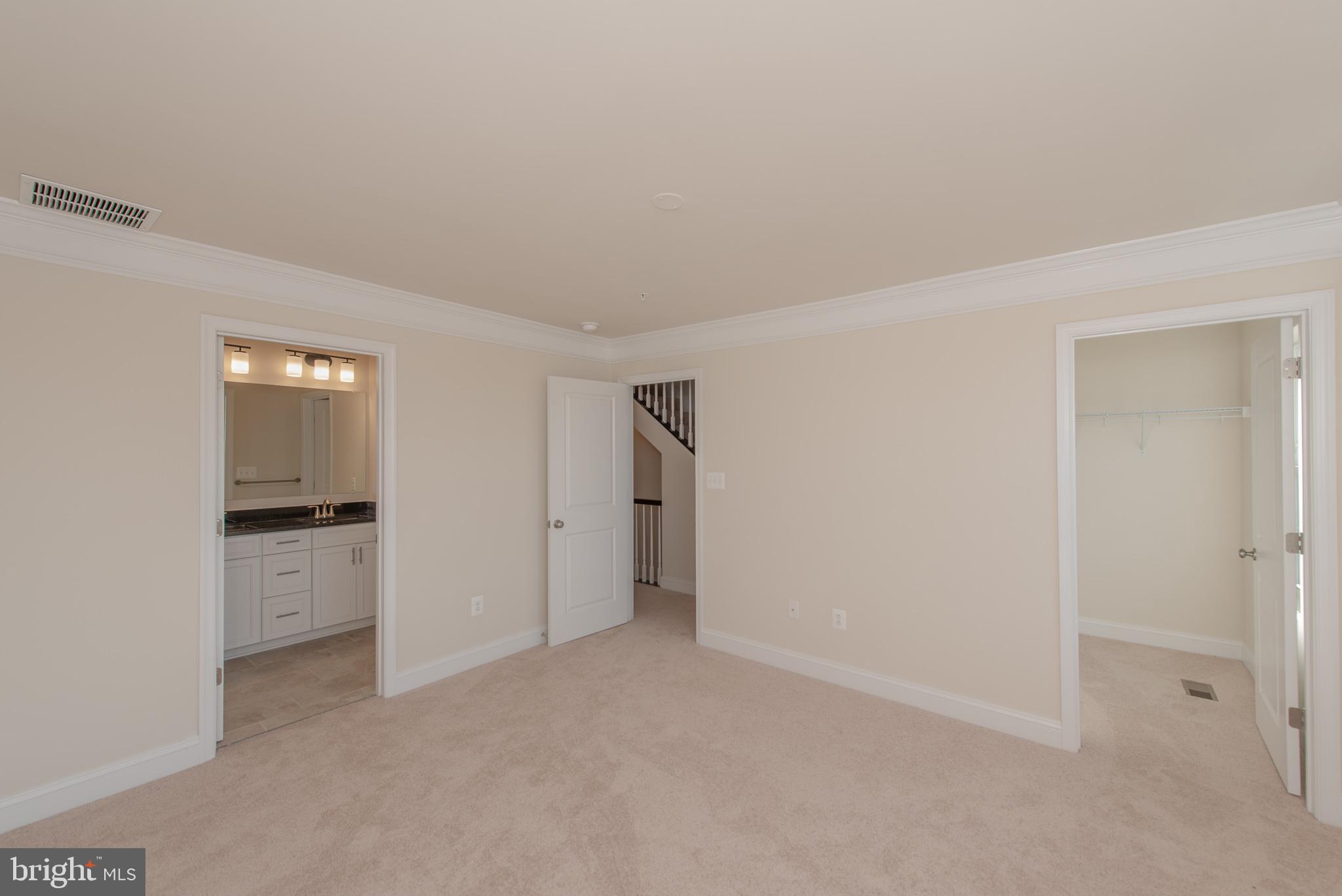 STRAWBRIDGE COMMONS - Residential