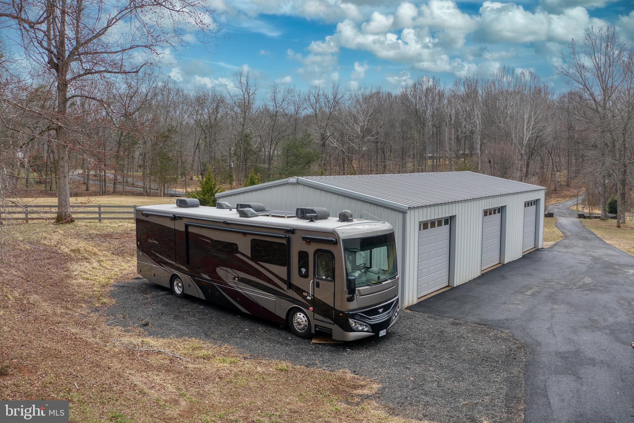 CEDAR RUN - Residential