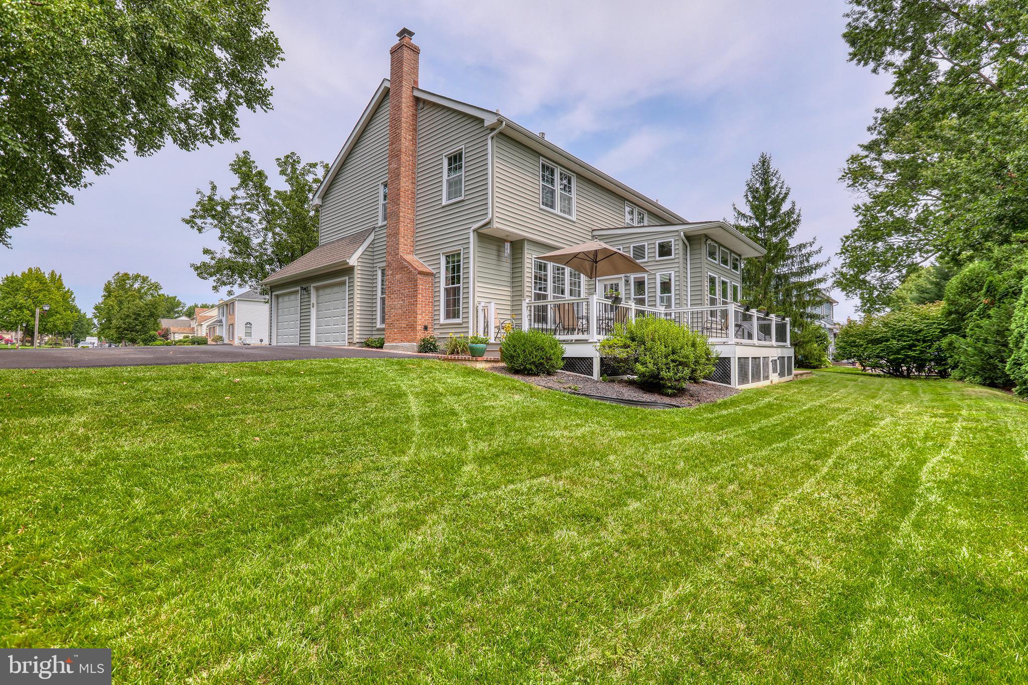 451 KNOLLBROOK DRIVE