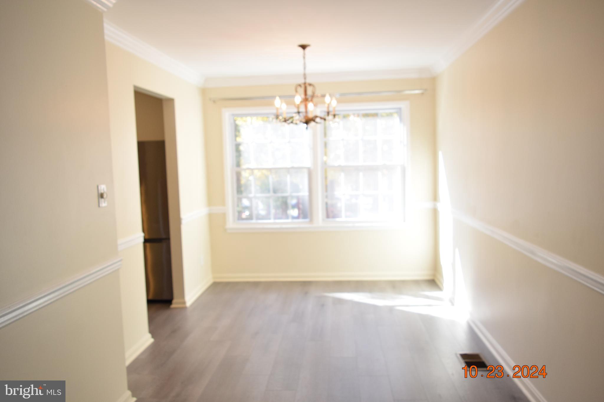 LONDON TOWNE - Residential