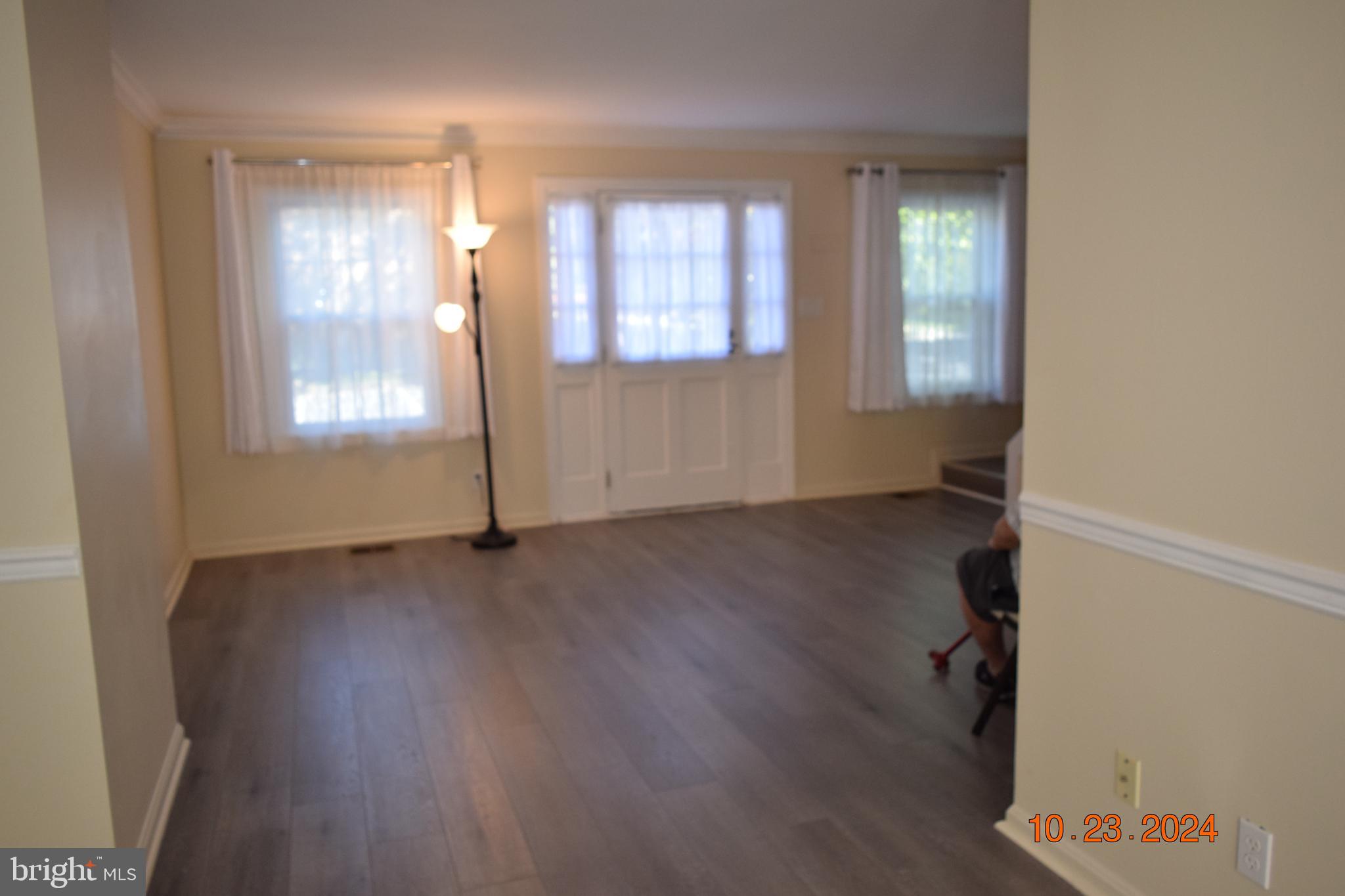 LONDON TOWNE - Residential