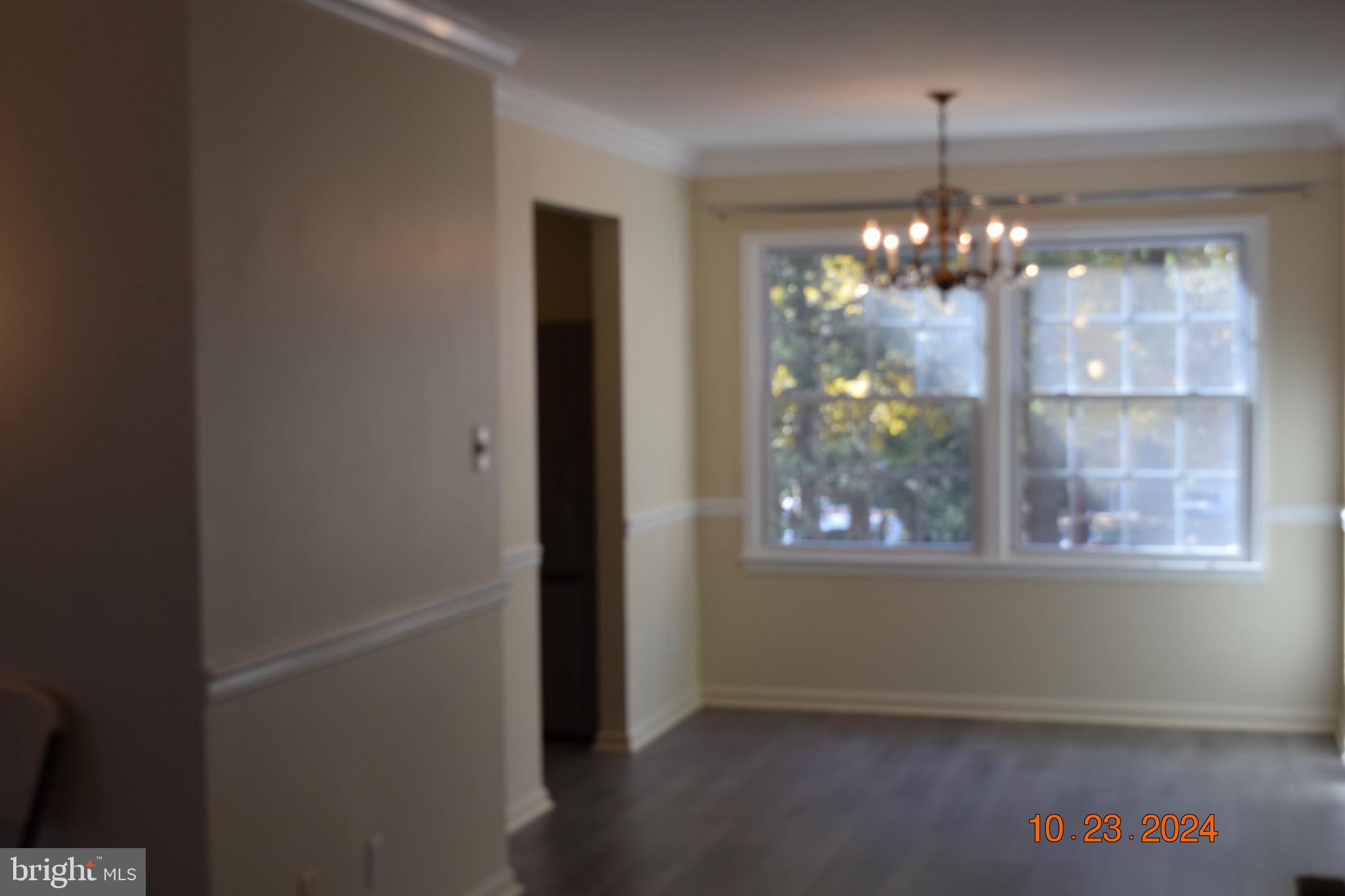 LONDON TOWNE - Residential