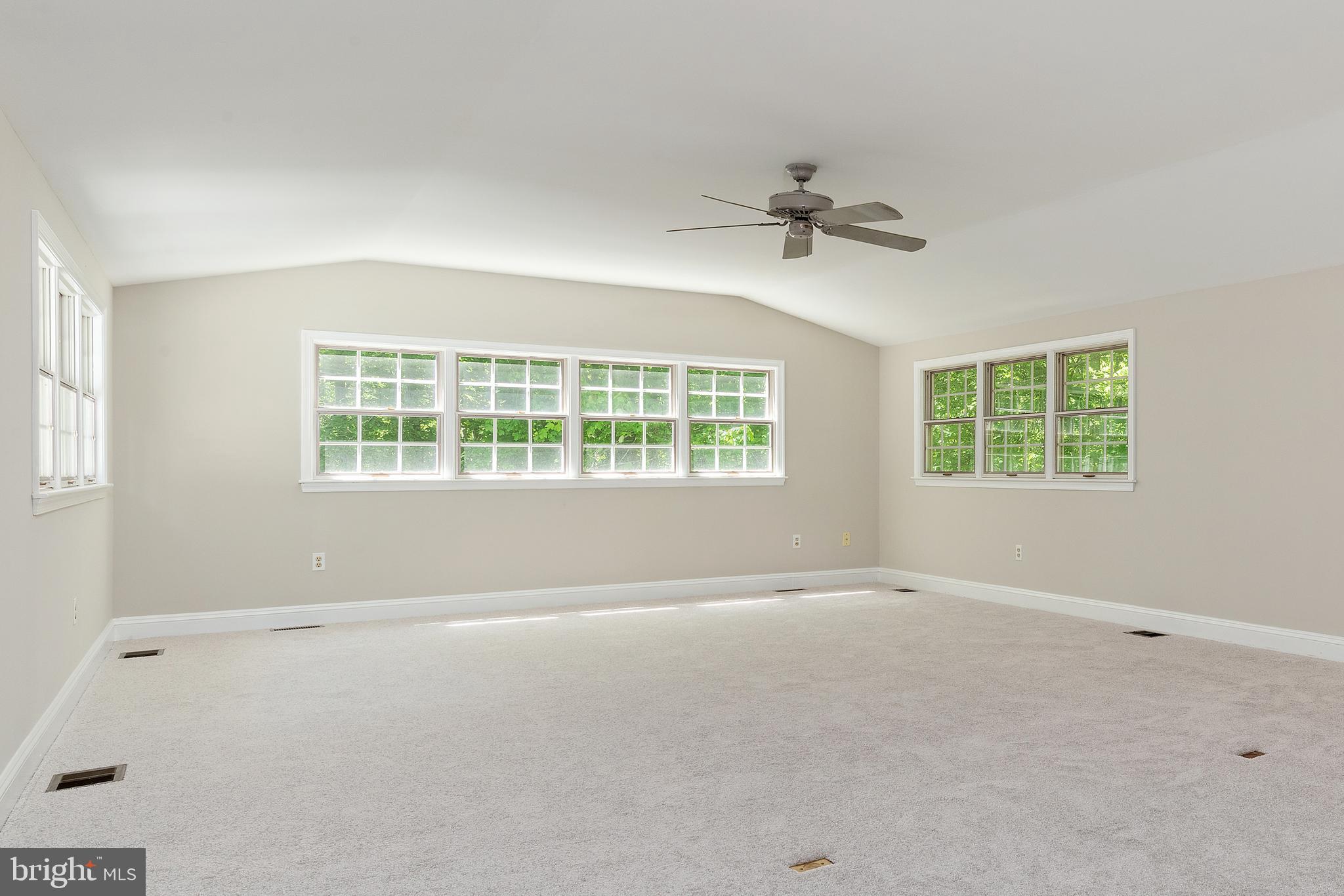 THE MEADOWS - Residential