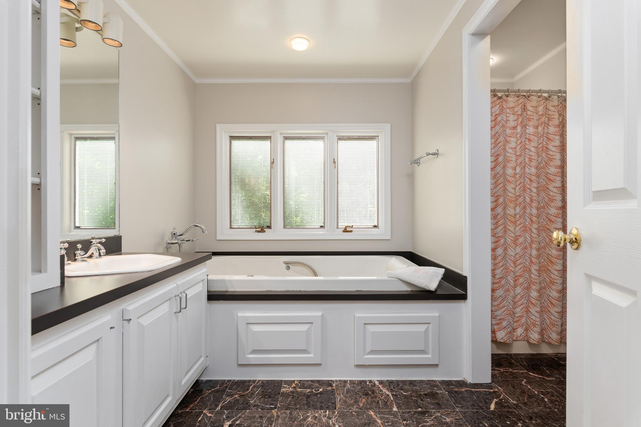 THE MEADOWS - Residential