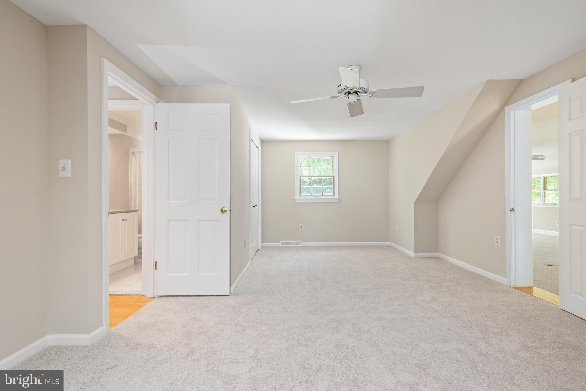 THE MEADOWS - Residential