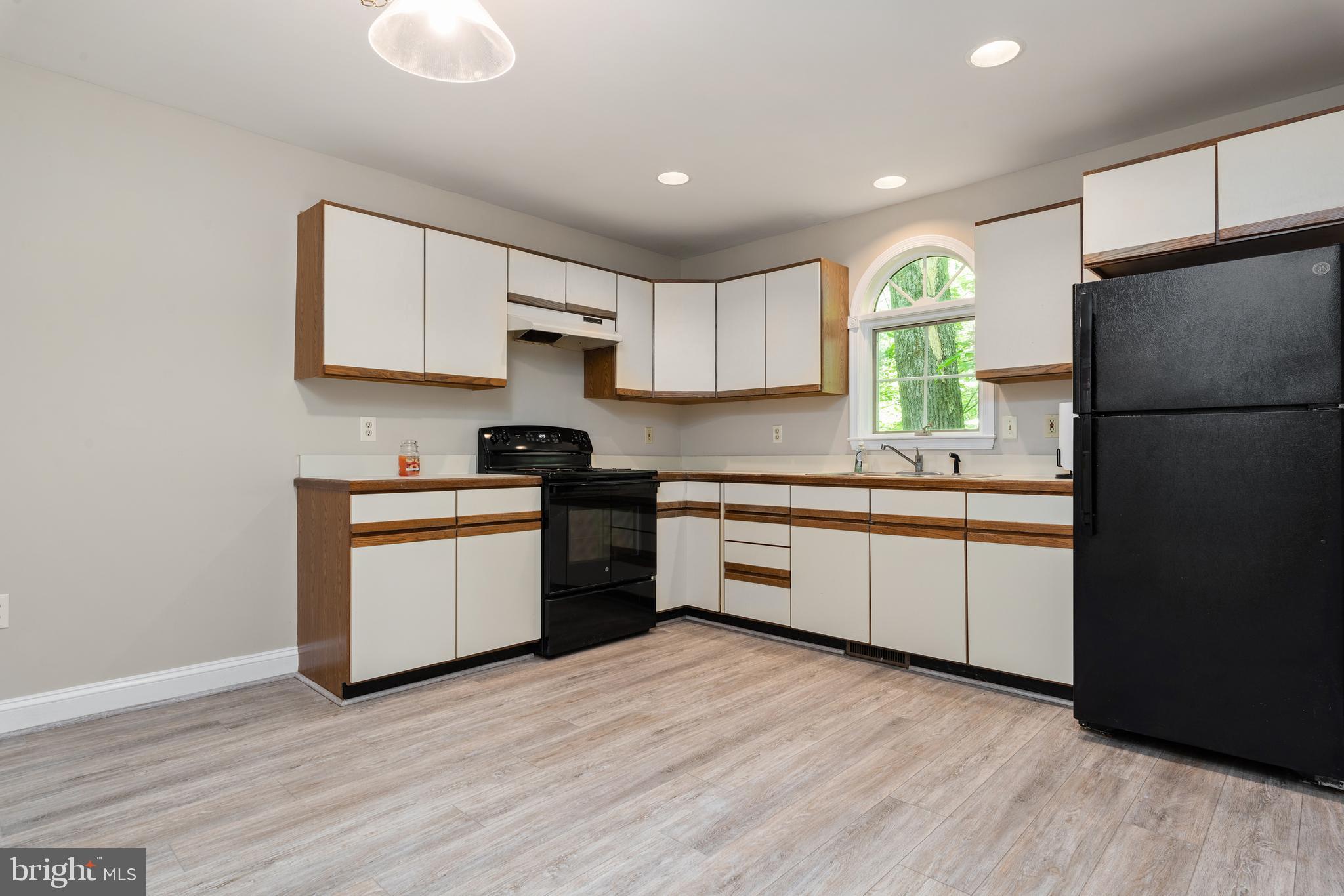 THE MEADOWS - Residential