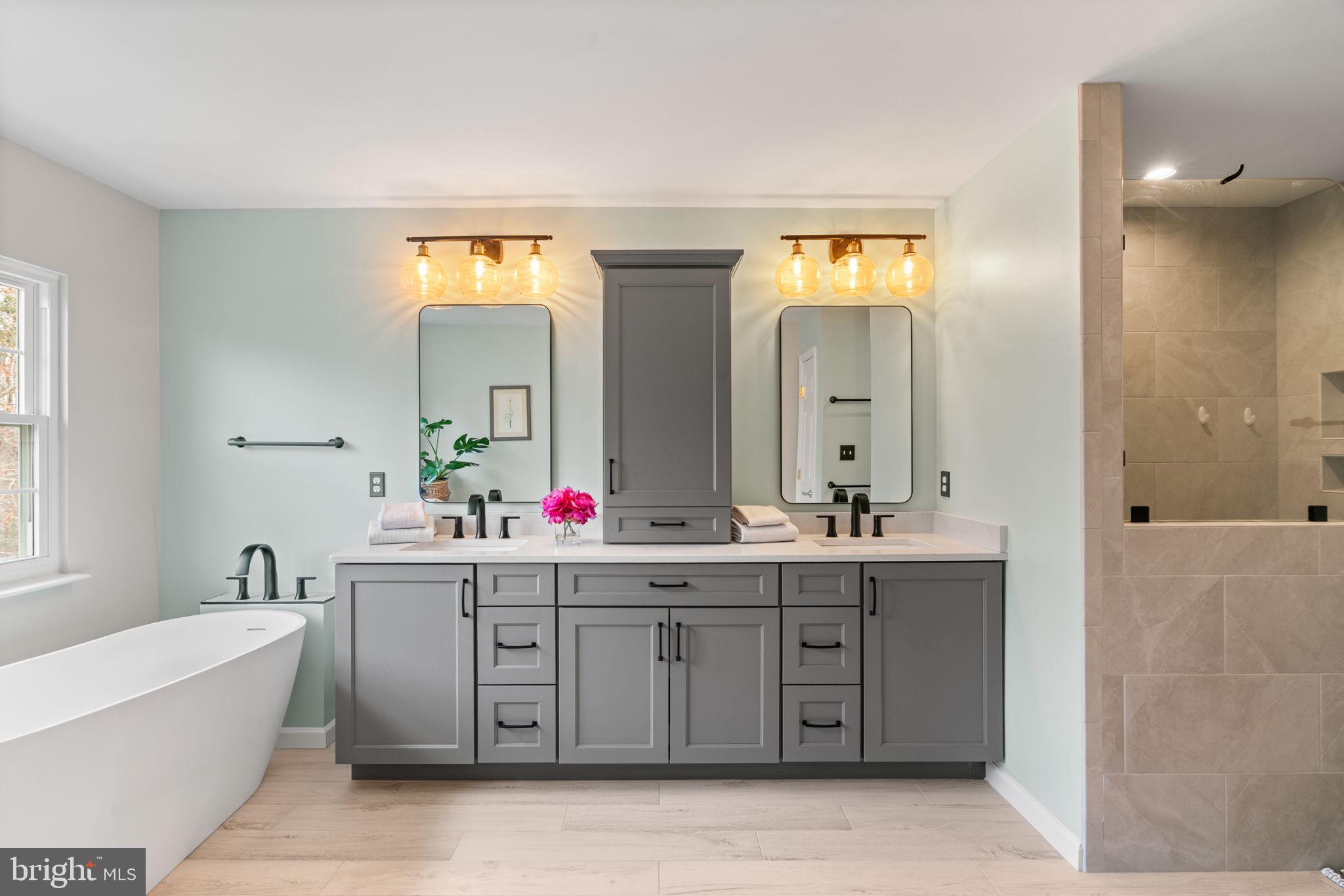 ASHLAND ESTATES - Residential