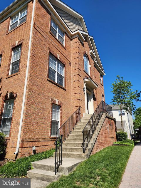 5206 MARIES RETREAT DRIVE 133 BOWIE MD 20720