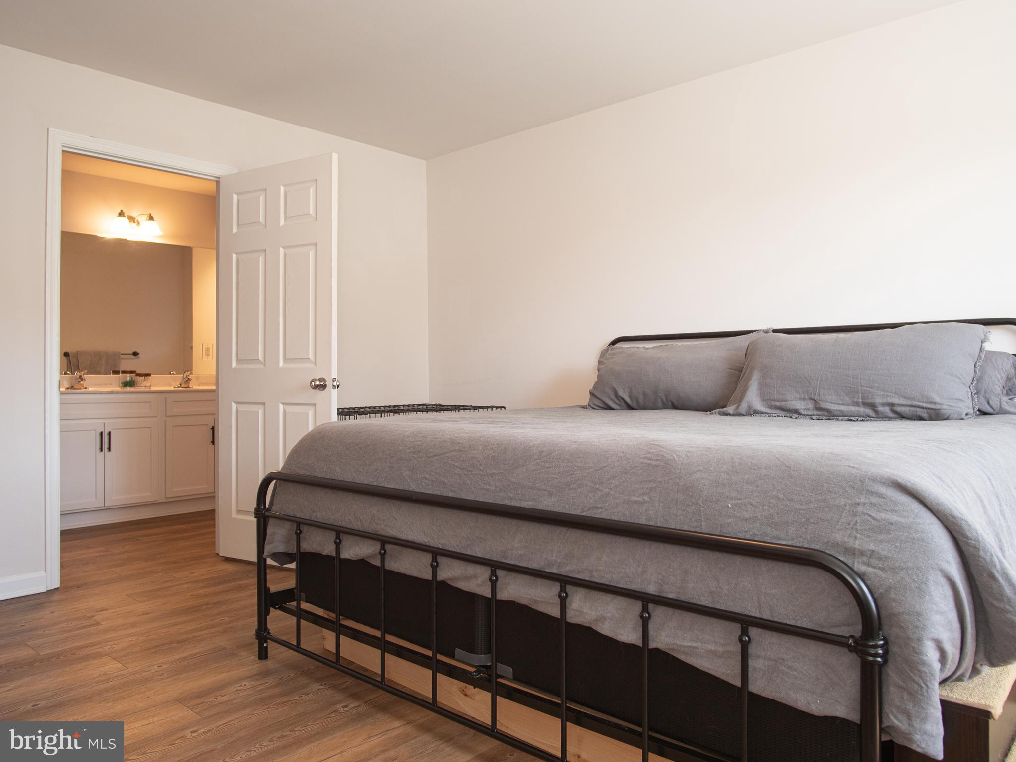 FARM LANE ESTATES - Residential