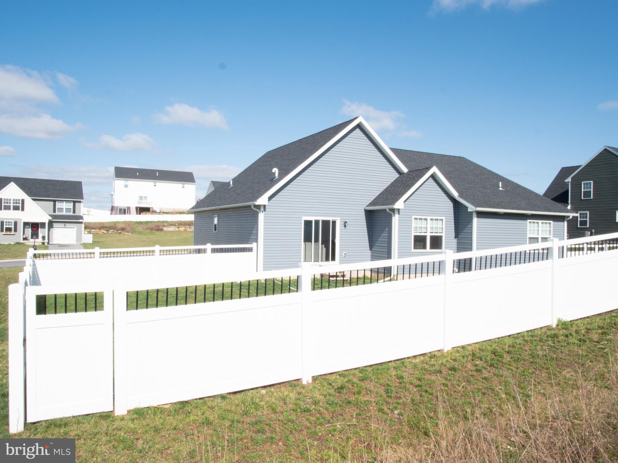 FARM LANE ESTATES - Residential