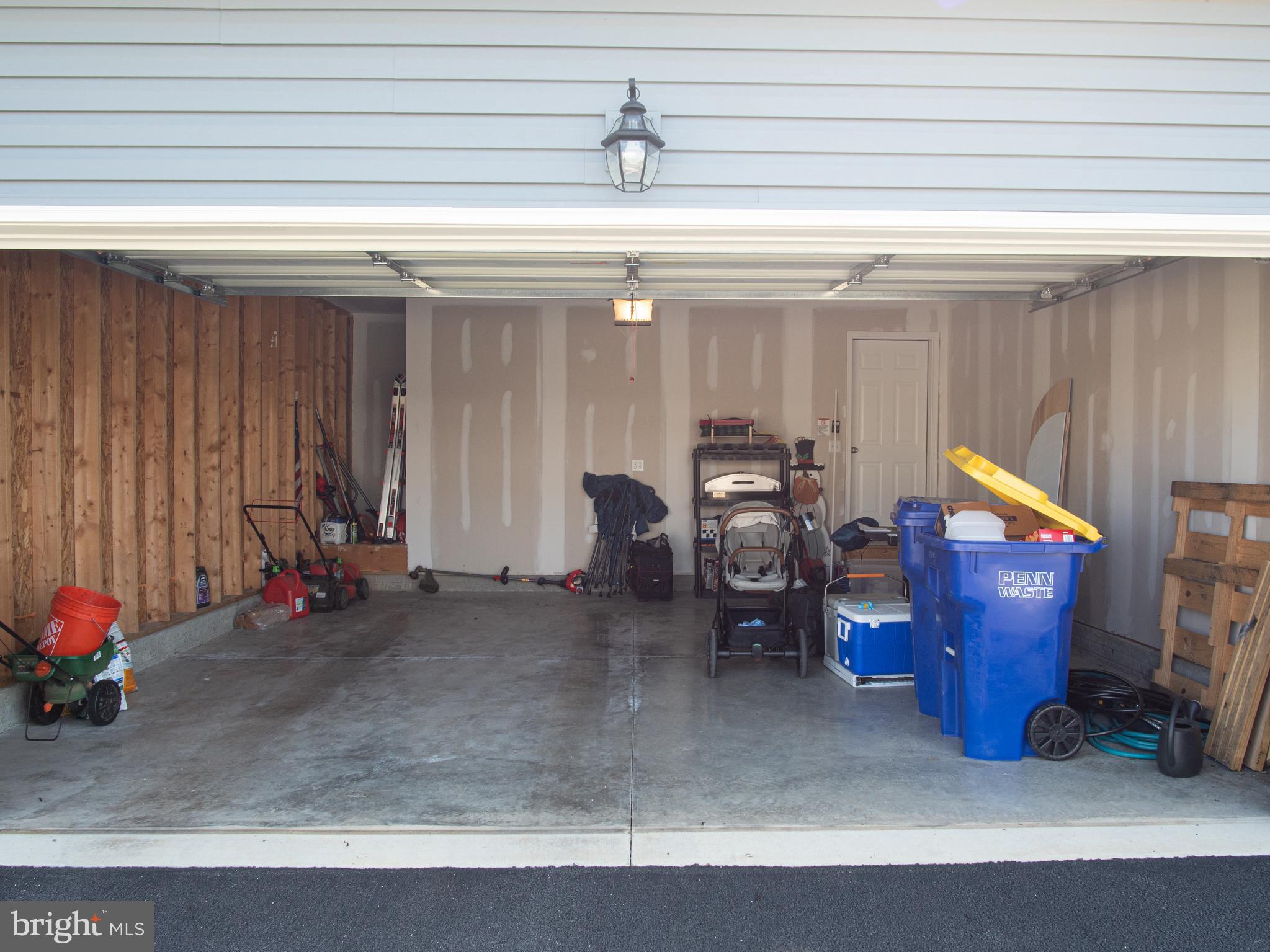 FARM LANE ESTATES - Residential