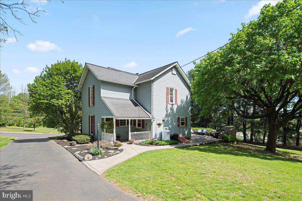 WALKERS ACRES - Residential