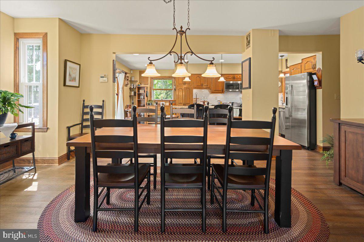 WALKERS ACRES - Residential