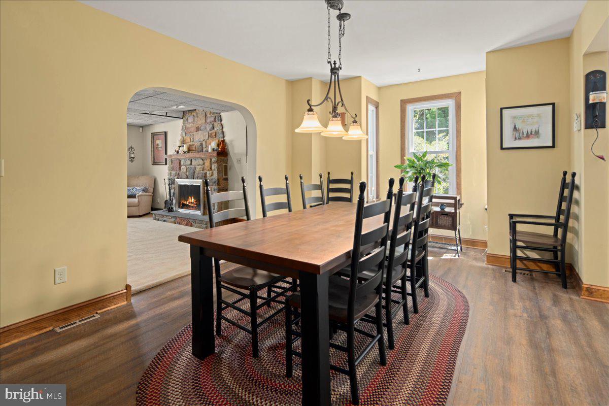 WALKERS ACRES - Residential